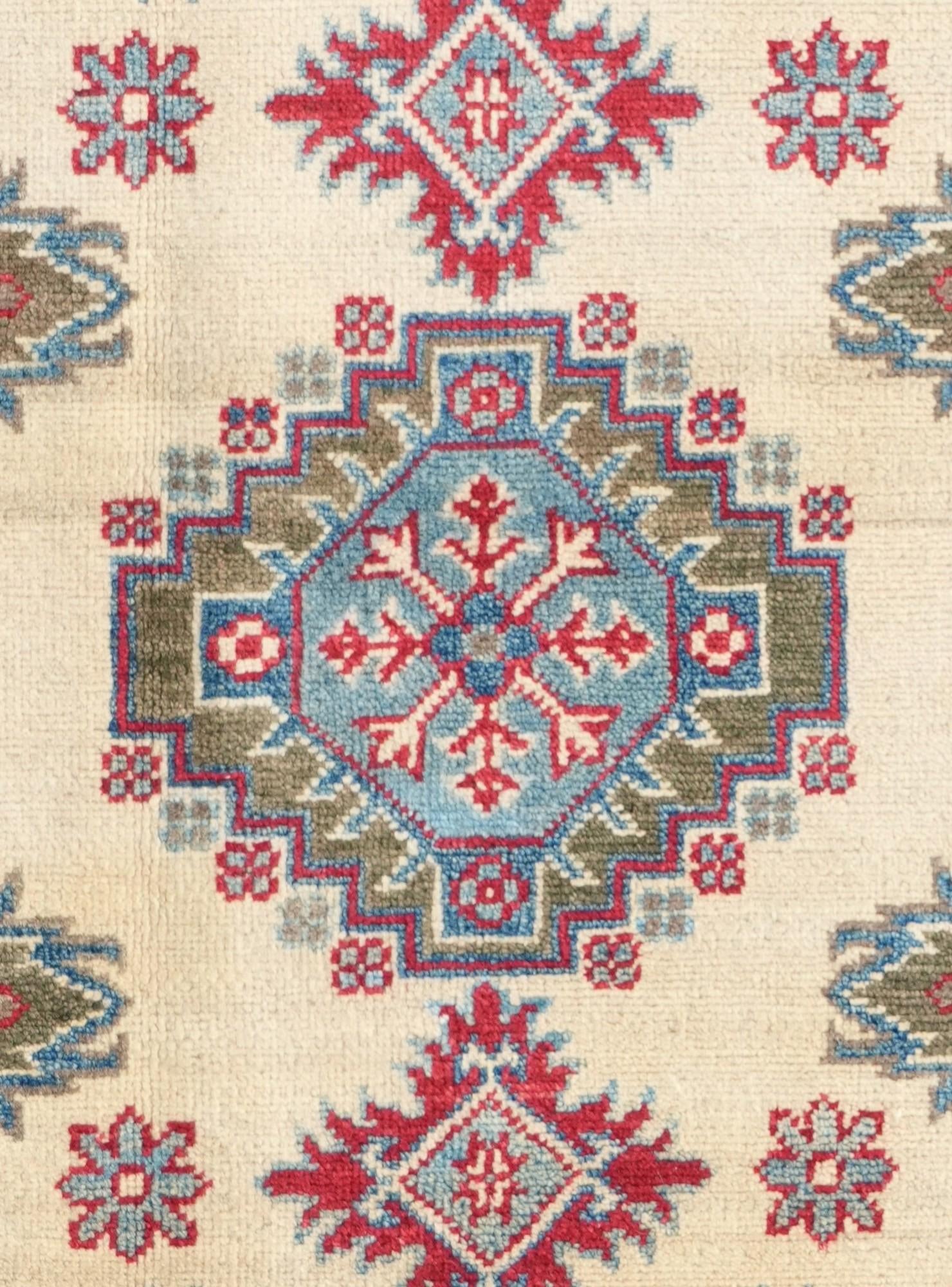 4' 3 x 6' 1 Hand Knotted Kazak Rug