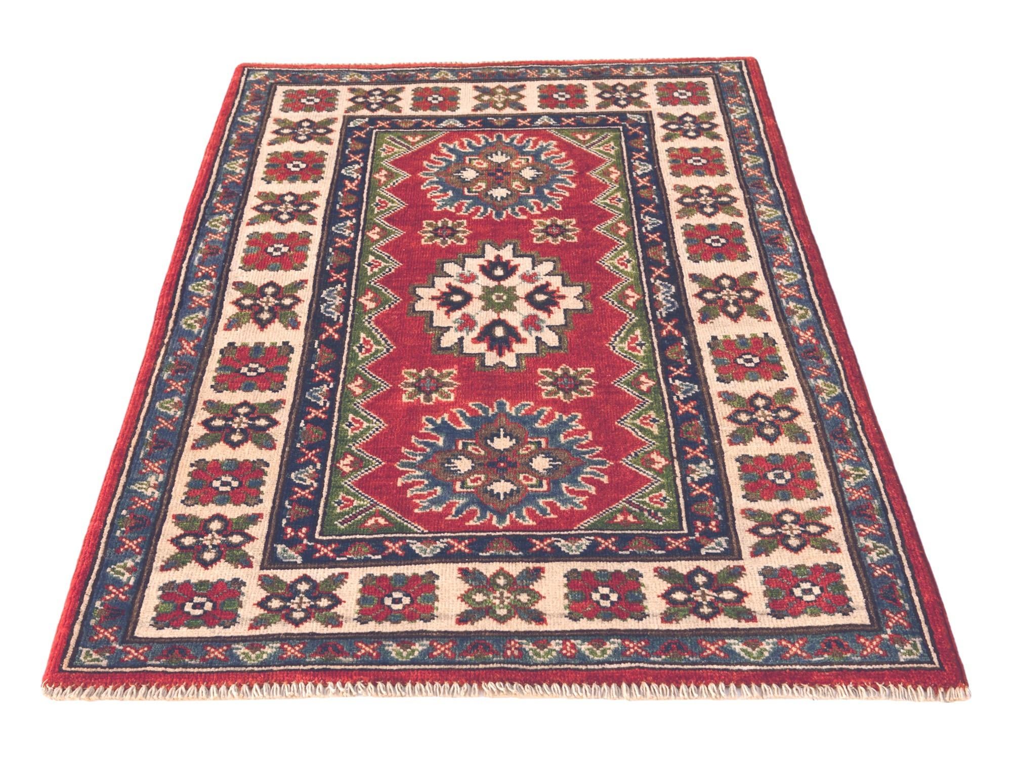 2' 8 x 4' 2 Hand Knotted Kazak Rug