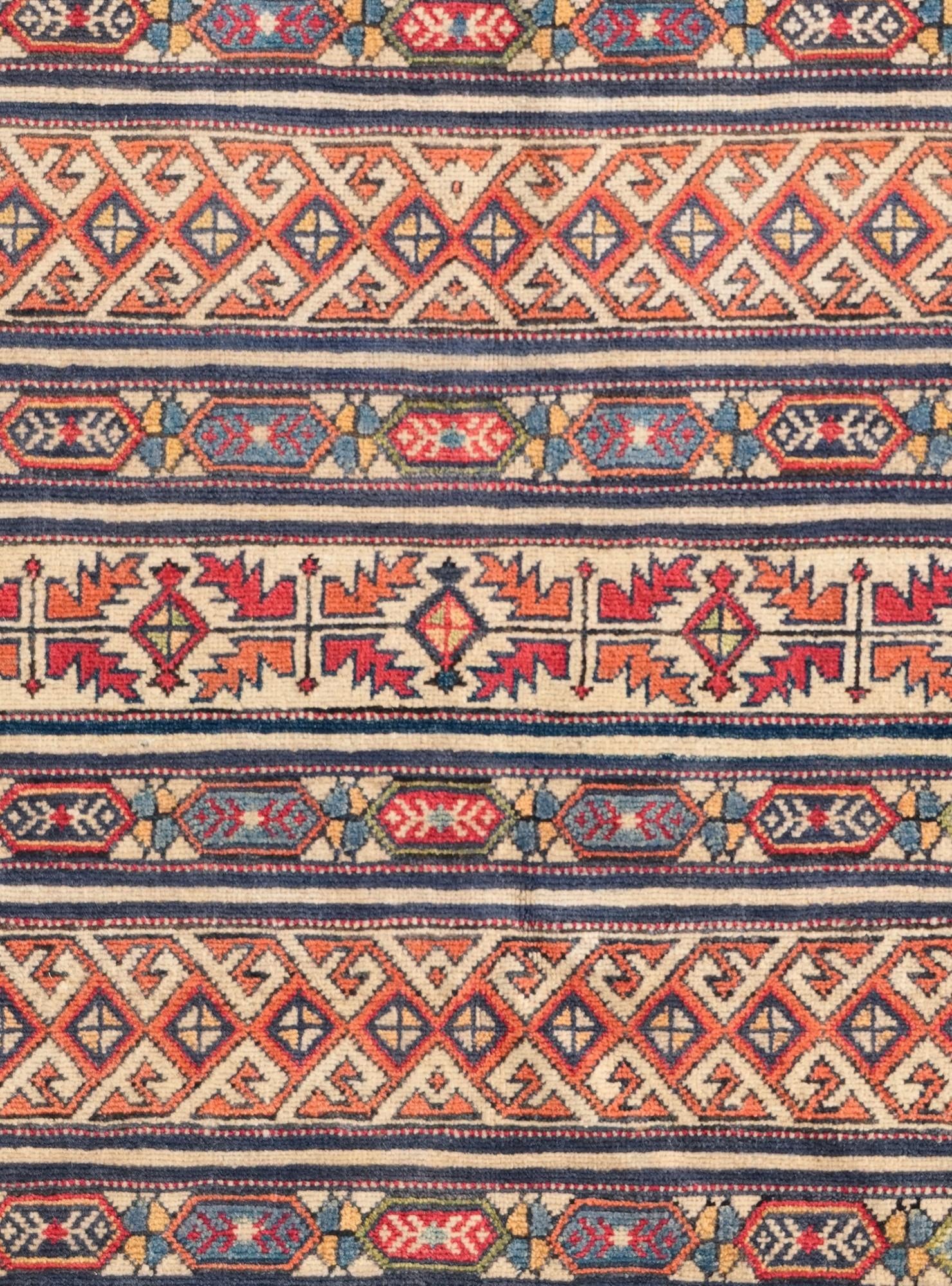 4' 11 x 6' 11 Hand Knotted Kazak Rug
