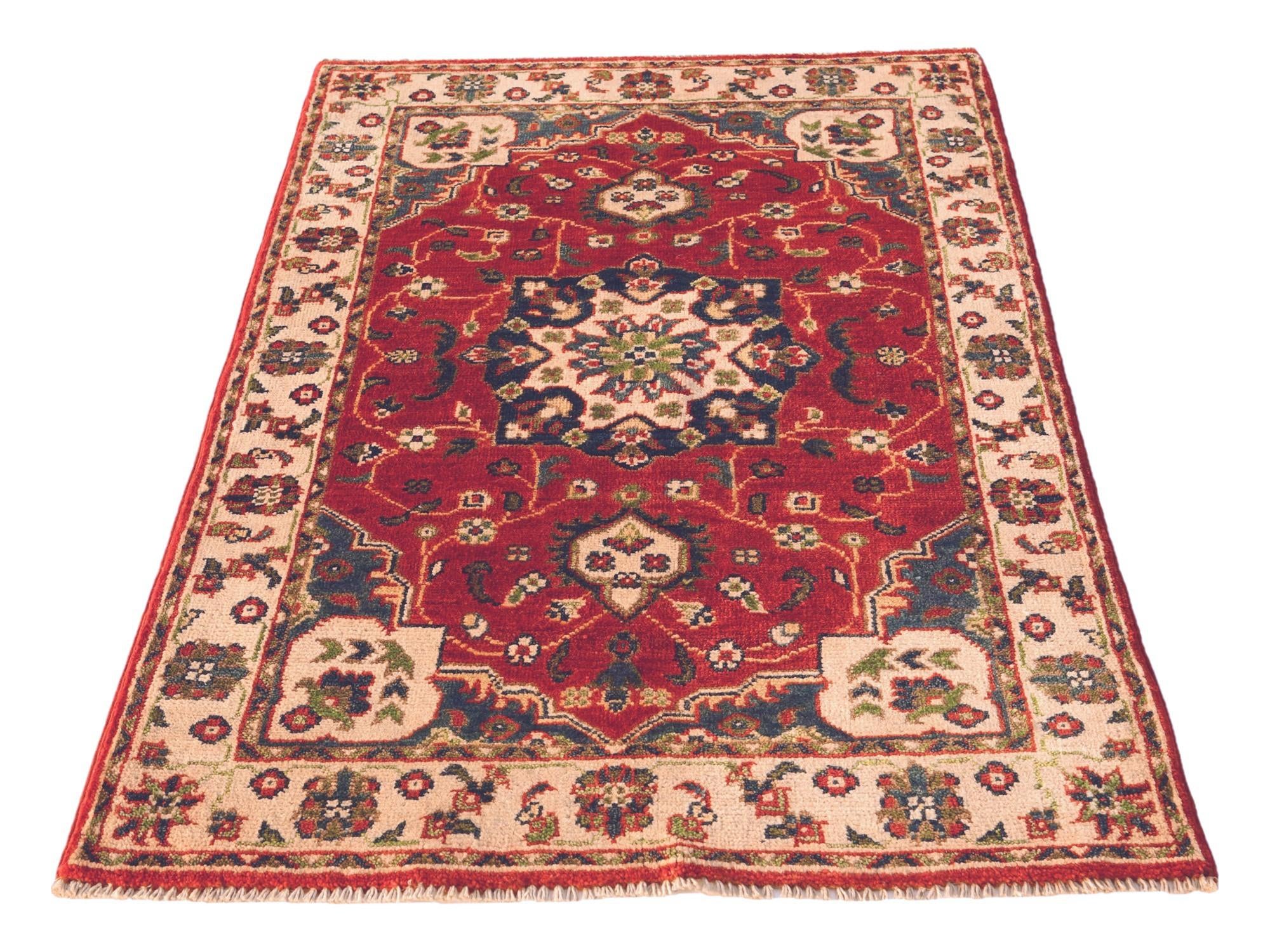 2' 8 x 4' Hand Knotted Kazak Rug
