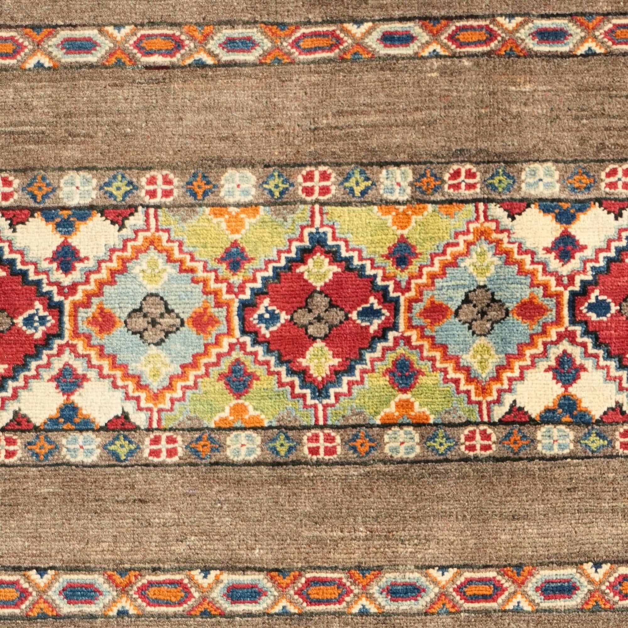 Detail image 10 of 11: 4' 1 x 6' 1 Hand Knotted Kazak Rug