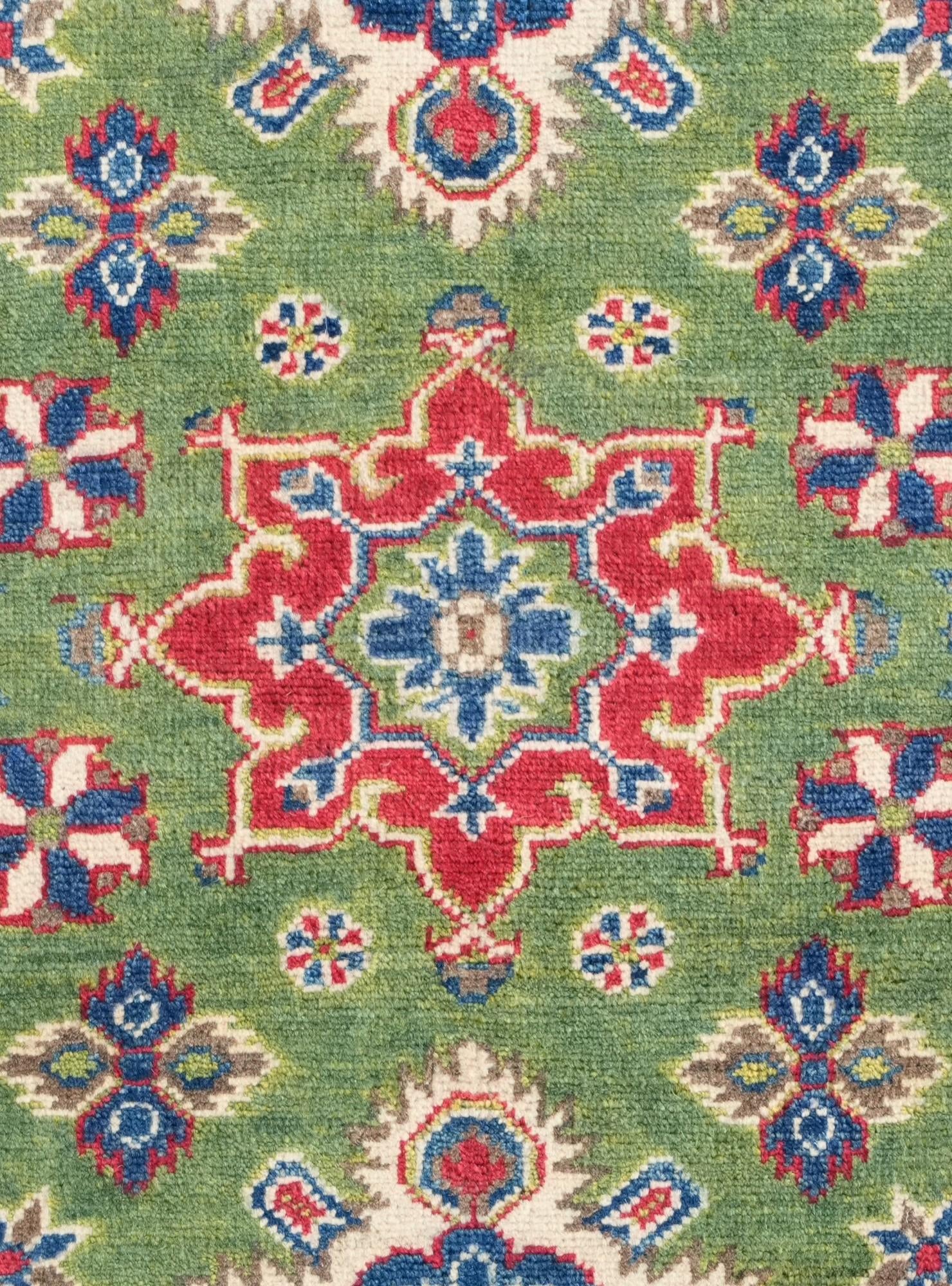 2' 8 x 4' 1 Hand Knotted Kazak Rug