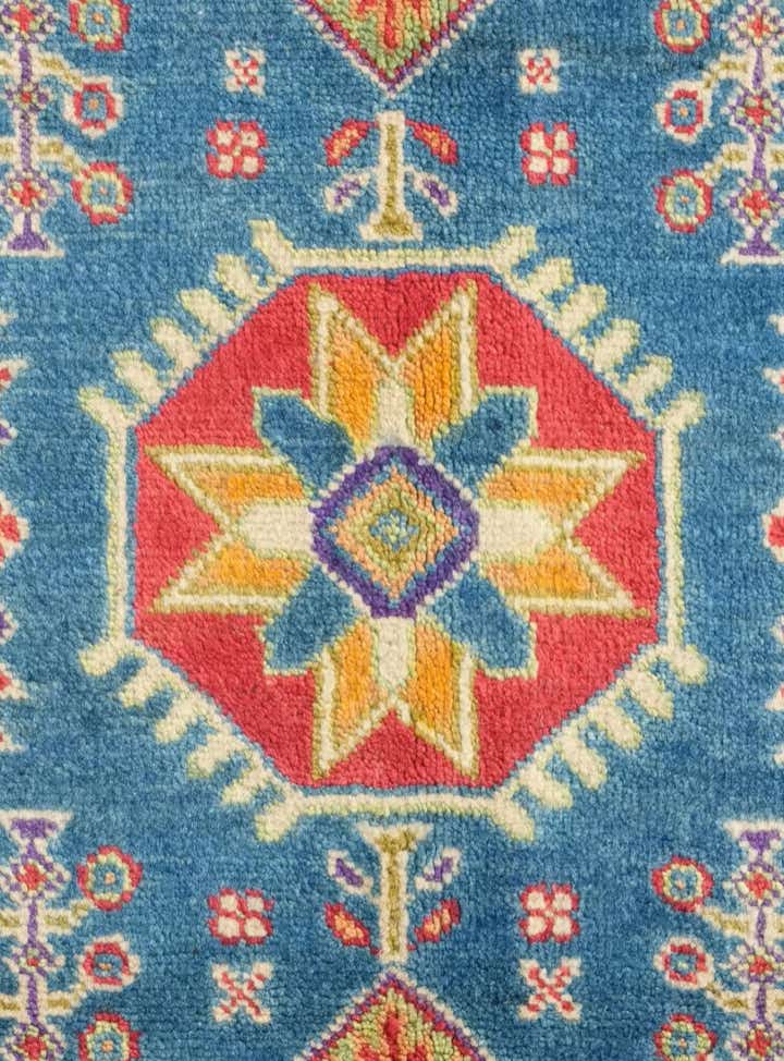 2' 7 x 4' 1 Hand Knotted Kazak Rug