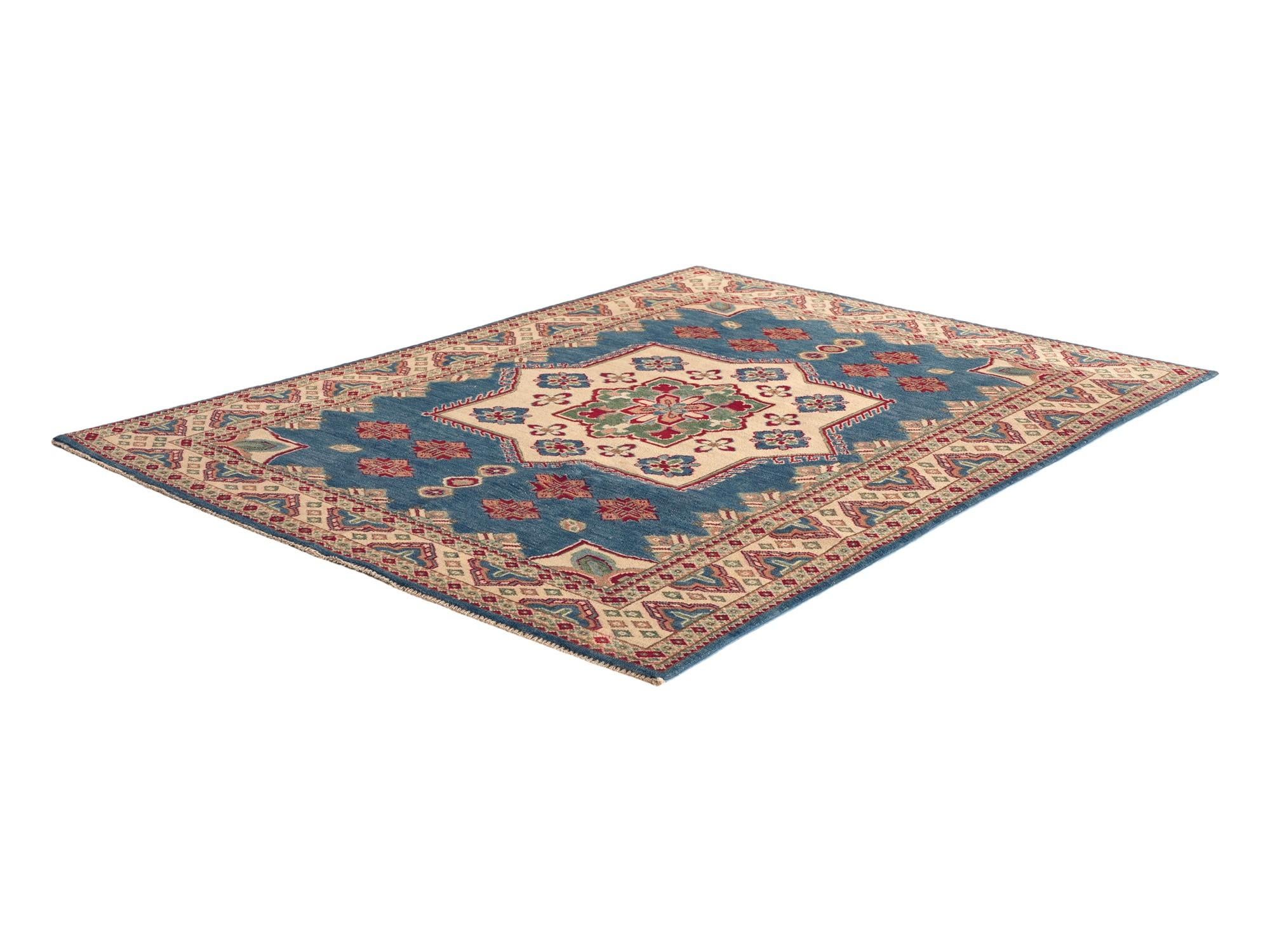 Detail image 4 of 11: 4' 9 x 6' 4 Hand Knotted Kazak Rug