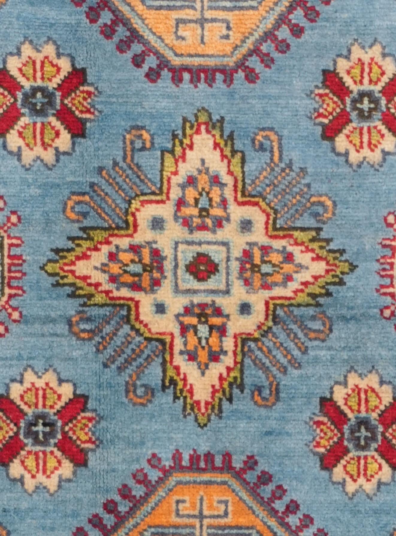 4' 11 x 6' 11 Hand Knotted Kazak Rug