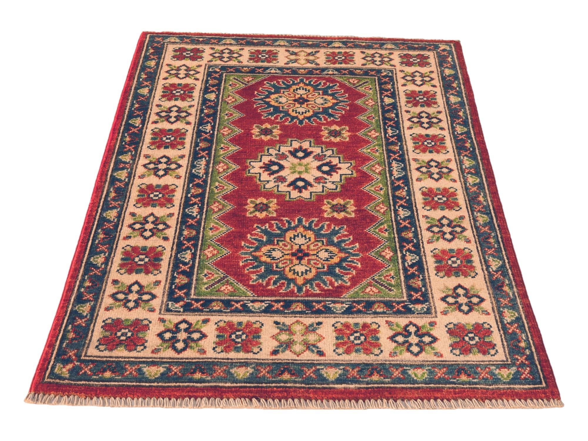 2' 7 x 3' 10 Hand Knotted Kazak Rug