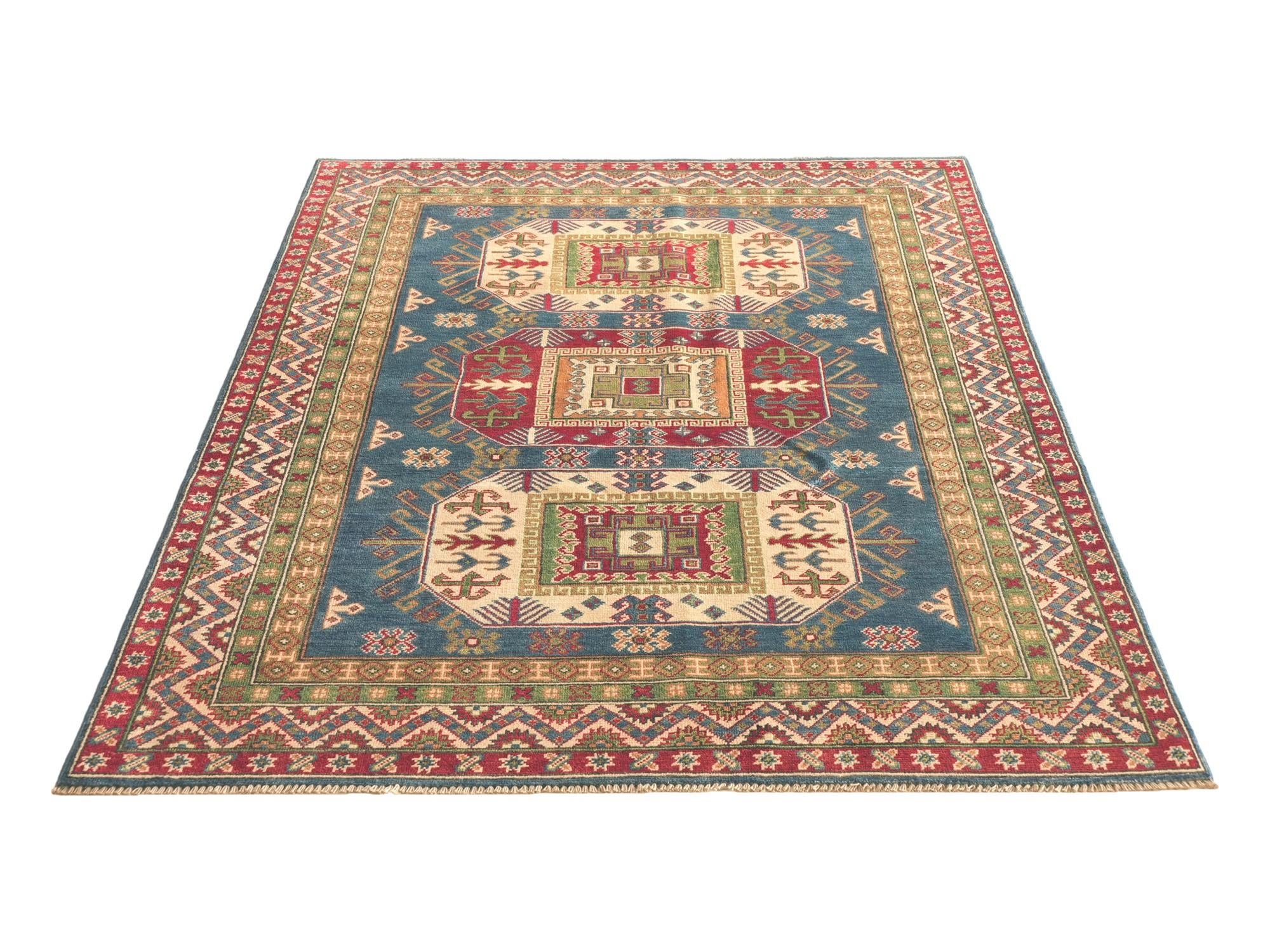 Detail image 5 of 12: 5' x 7' 1 Hand Knotted Kazak Rug