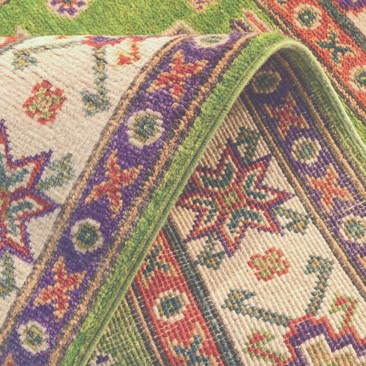 2' 7 x 4' 1 Hand Knotted Kazak Rug