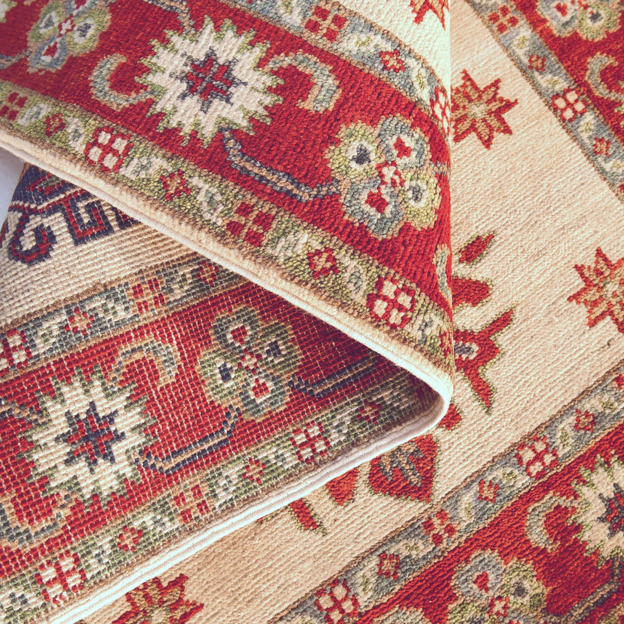 2' 7 x 4' Hand Knotted Kazak Rug