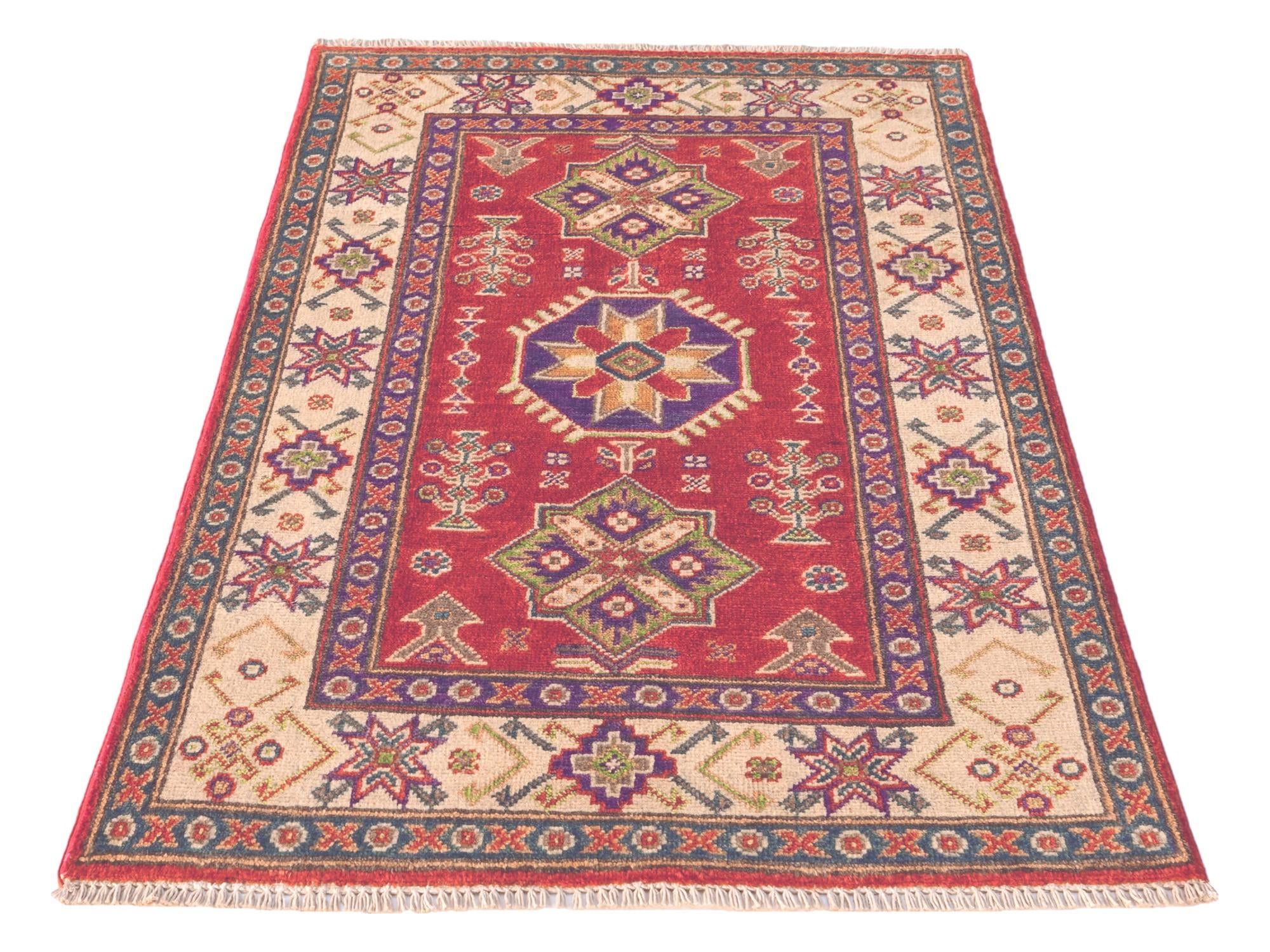 2' 8 x 4' 4 Hand Knotted Kazak Rug
