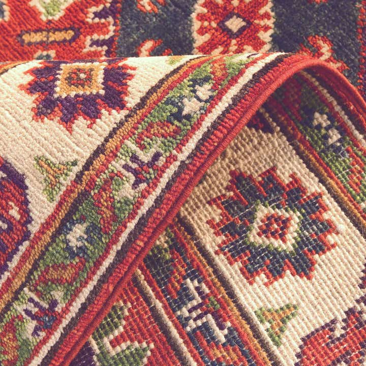 2' 9 x 4' 2 Hand Knotted Kazak Rug