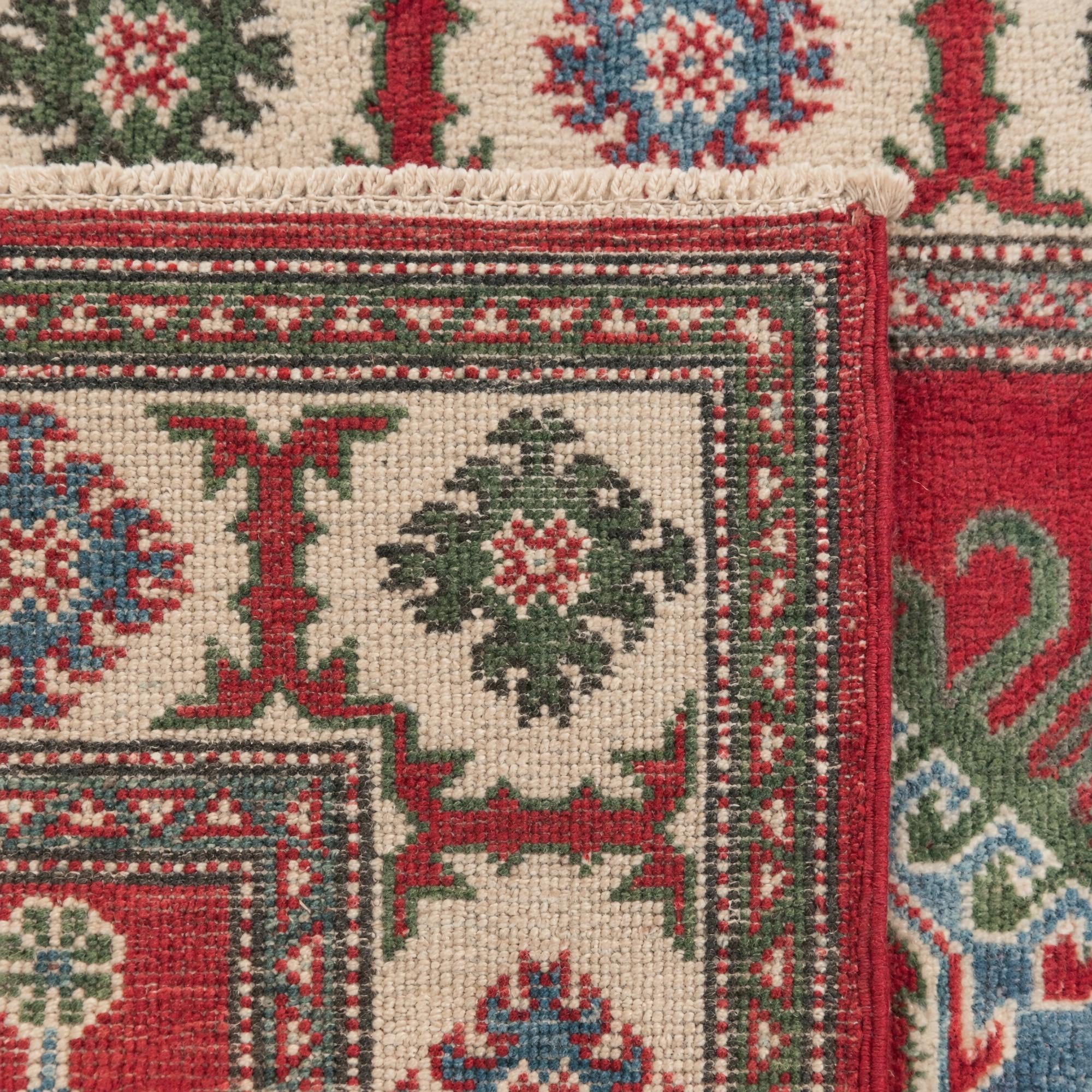 2' 9 x 4' 2 Hand Knotted Kazak Rug