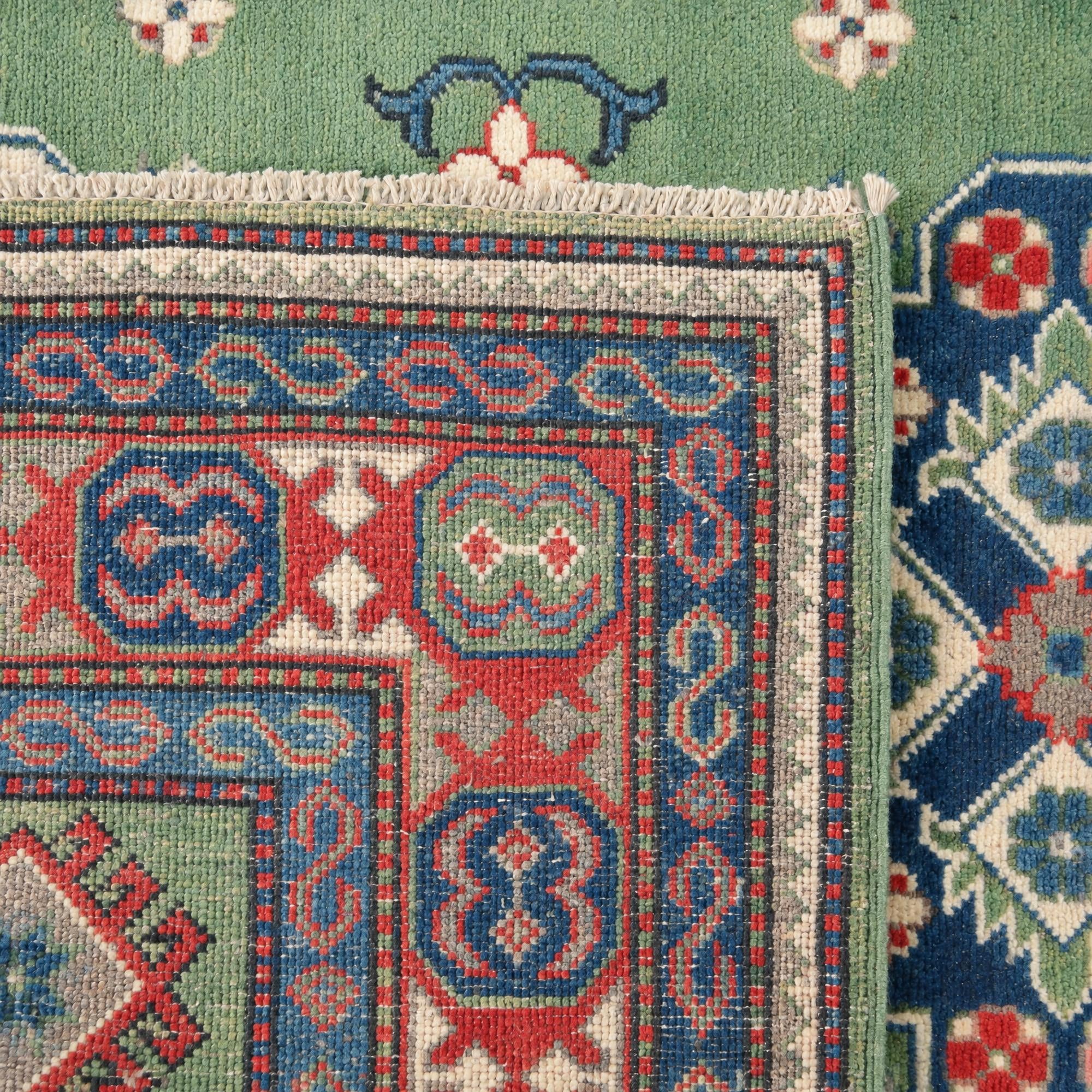 4' 11 x 6' 9 Hand Knotted Kazak Rug