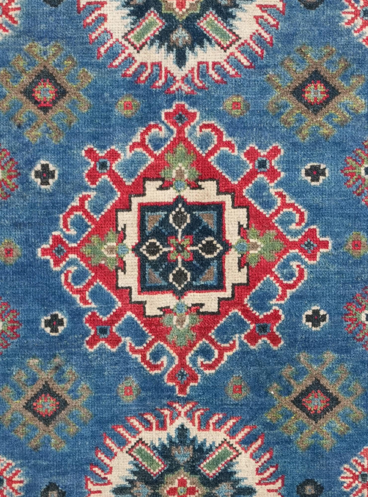 2' 8 x 3' 10 Hand Knotted Kazak Rug