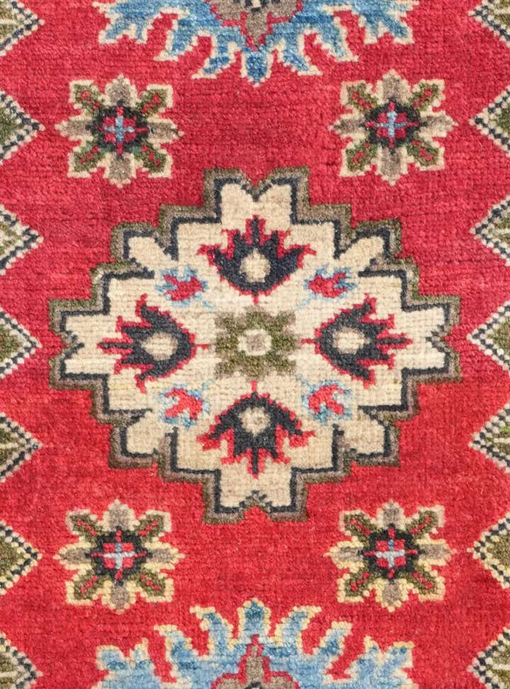 2' 8 x 4' Hand Knotted Kazak Rug
