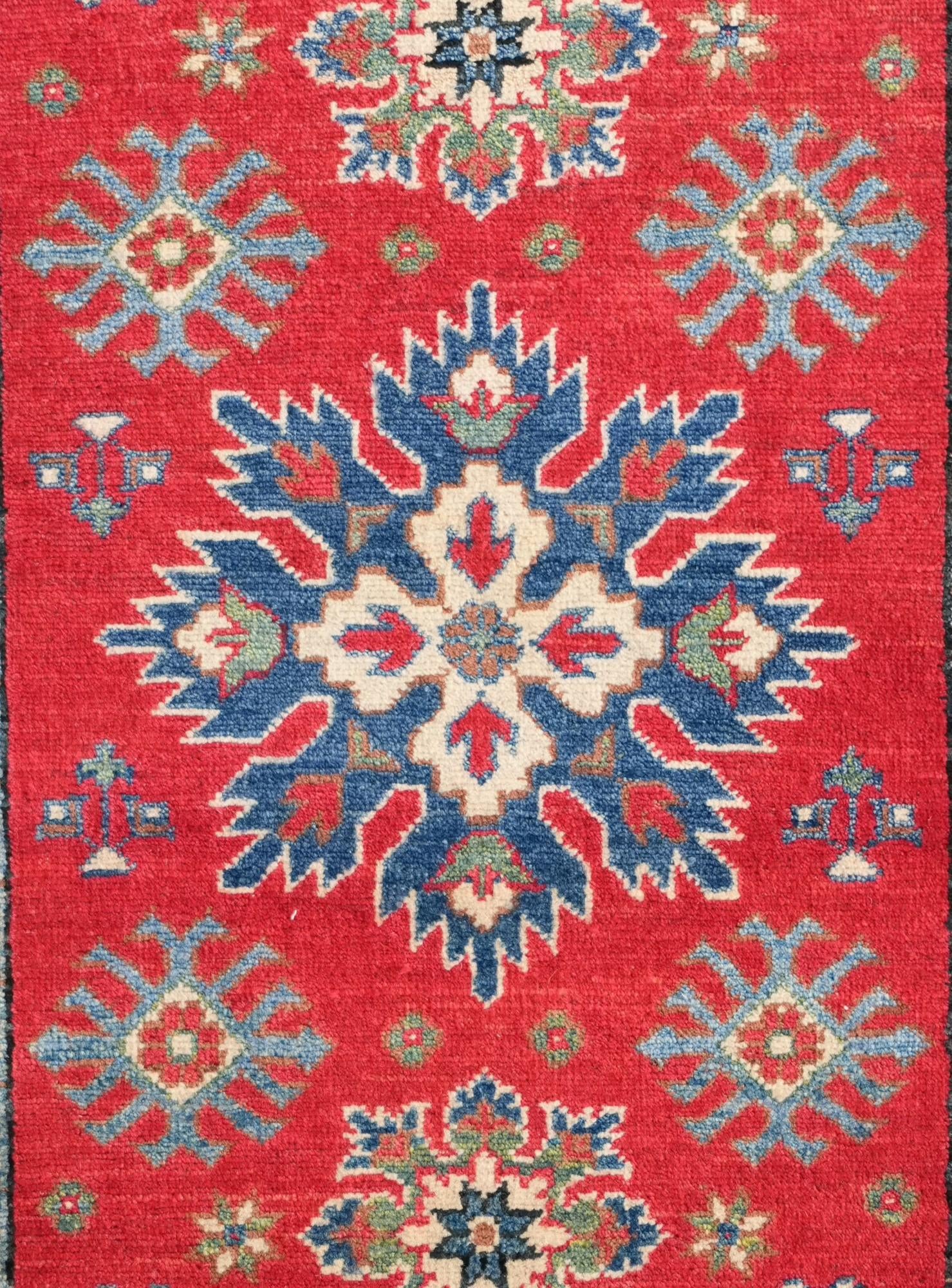 2' 8 x 4' 2 Hand Knotted Kazak Rug