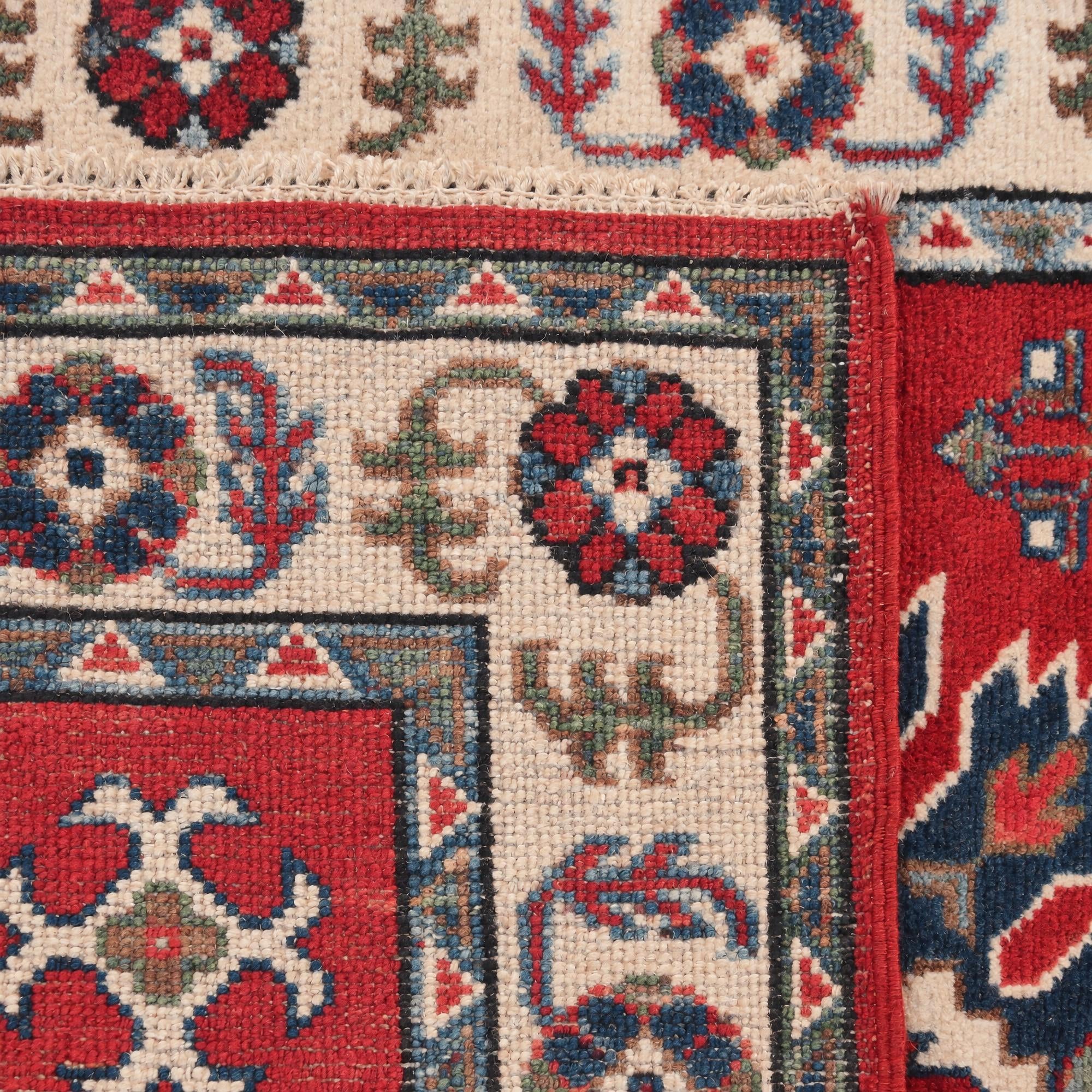 2' 8 x 4' 2 Hand Knotted Kazak Rug