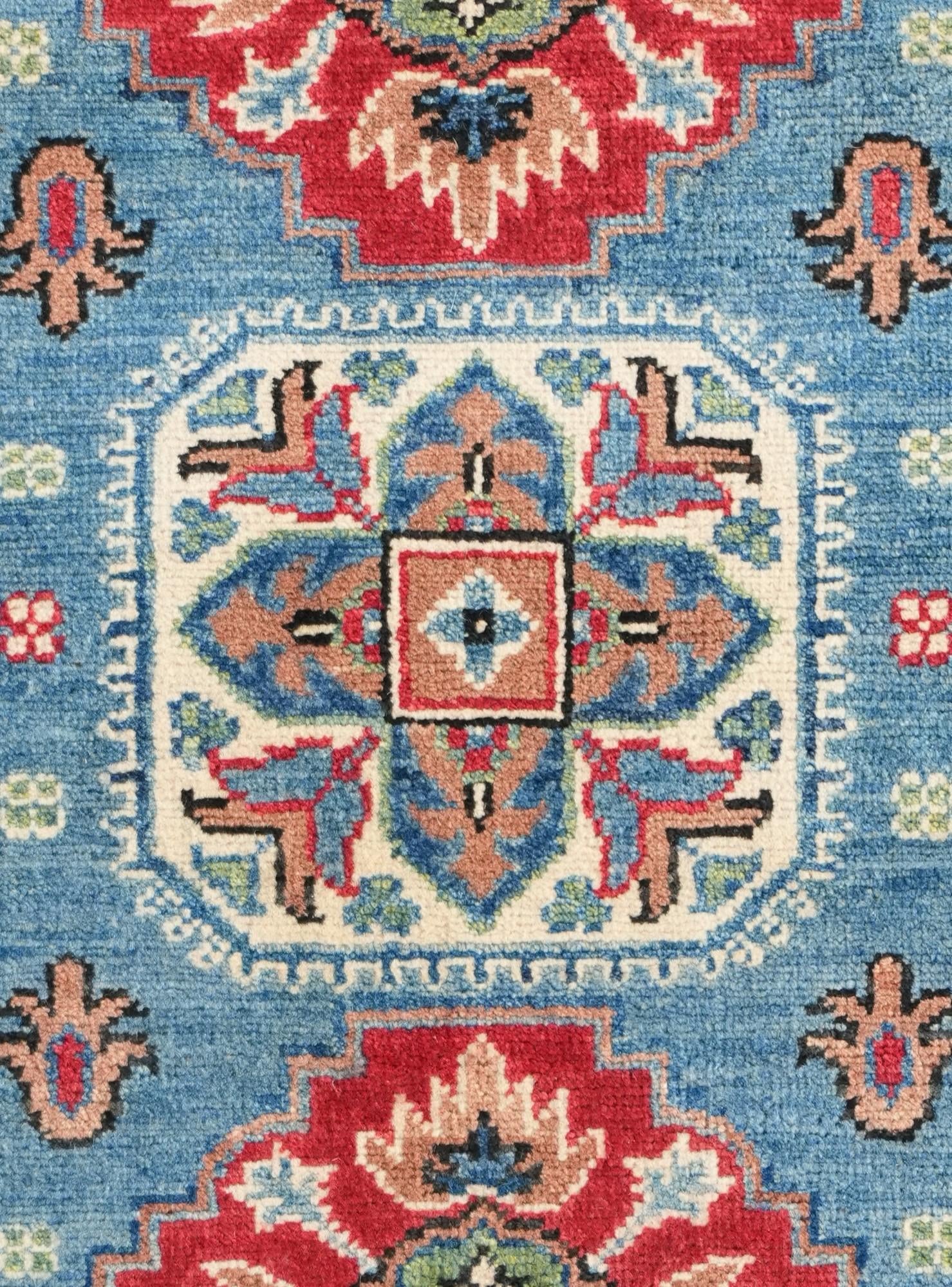 2' 9 x 4' 2 Hand Knotted Kazak Rug