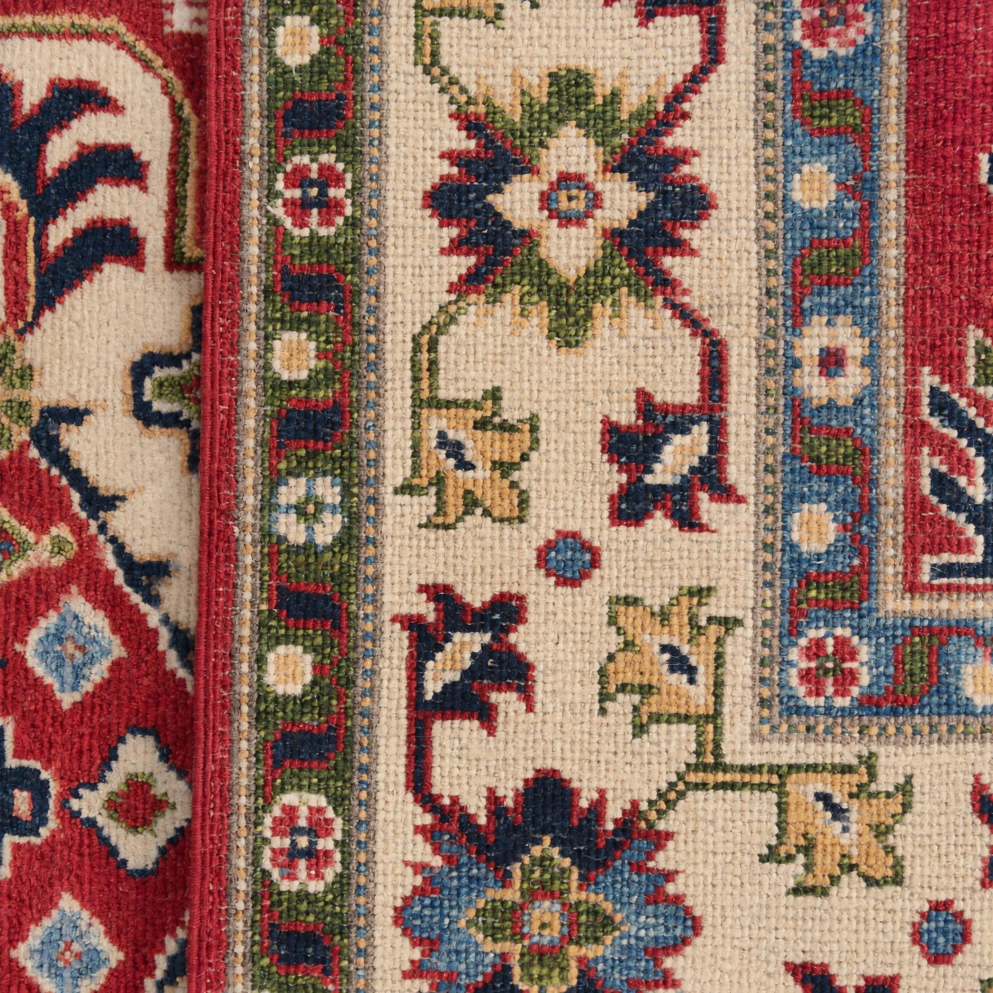 4' 11 x 6' 11 Hand Knotted Kazak Rug