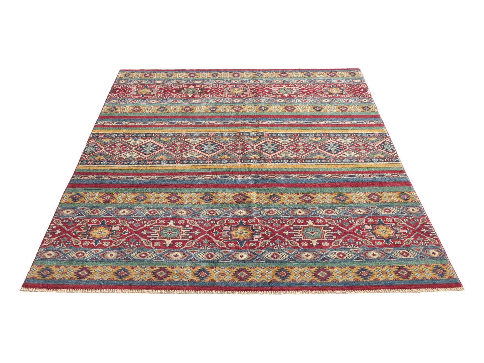 4' 10 x 6' 11 Hand Knotted Kazak Rug