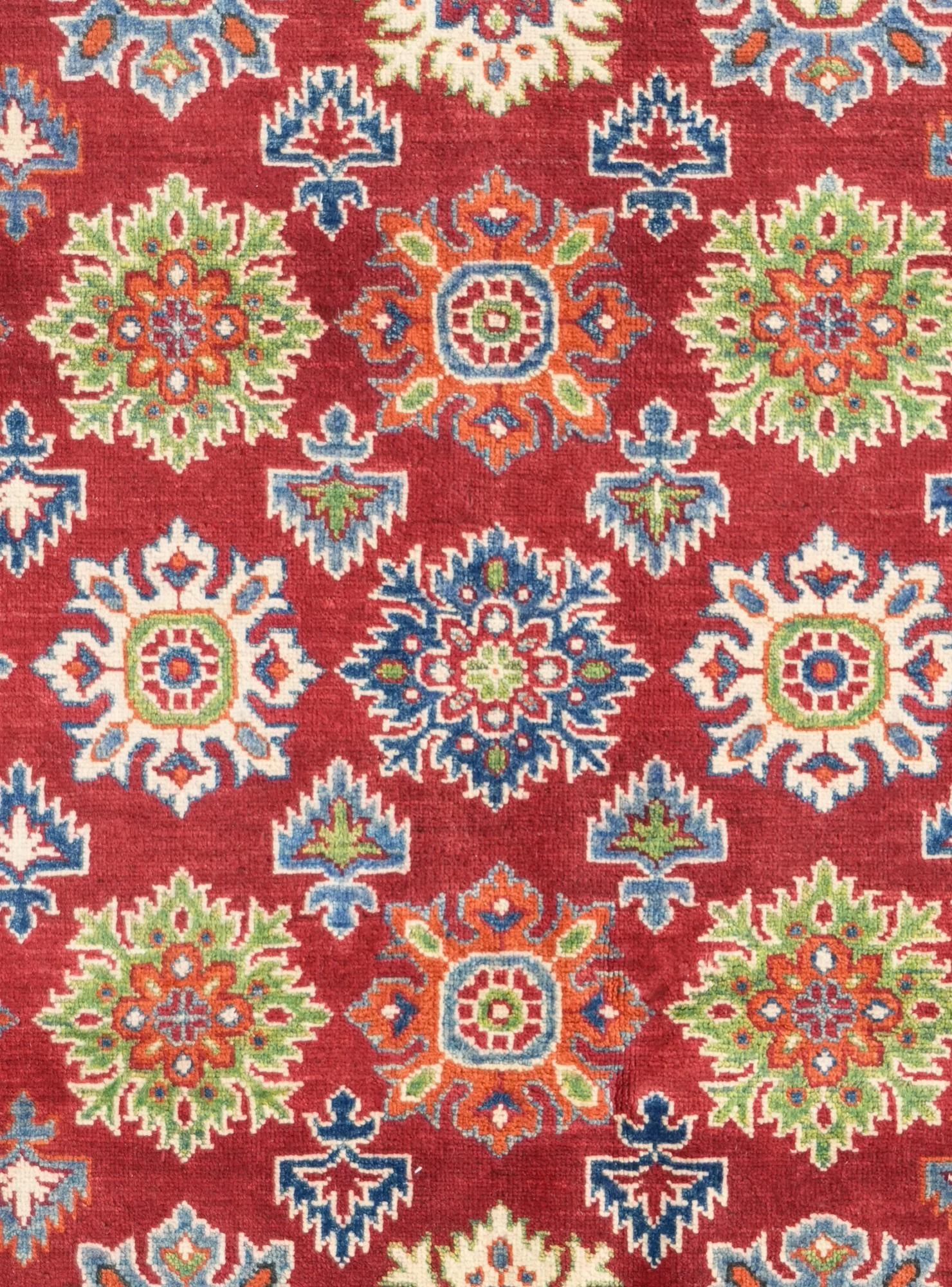 5' x 6' 10 Hand Knotted Kazak Rug