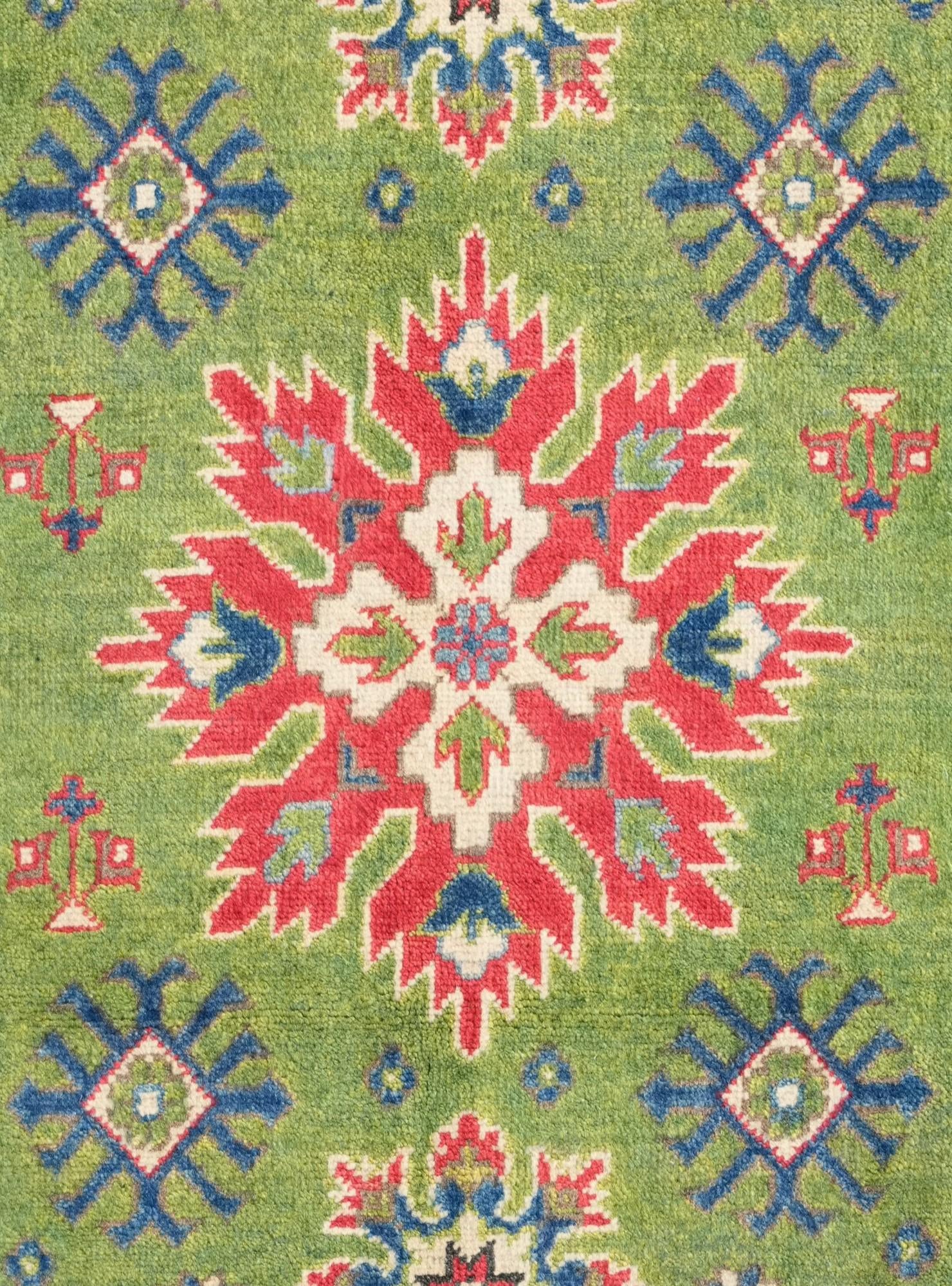 2' 9 x 4' 2 Hand Knotted Kazak Rug