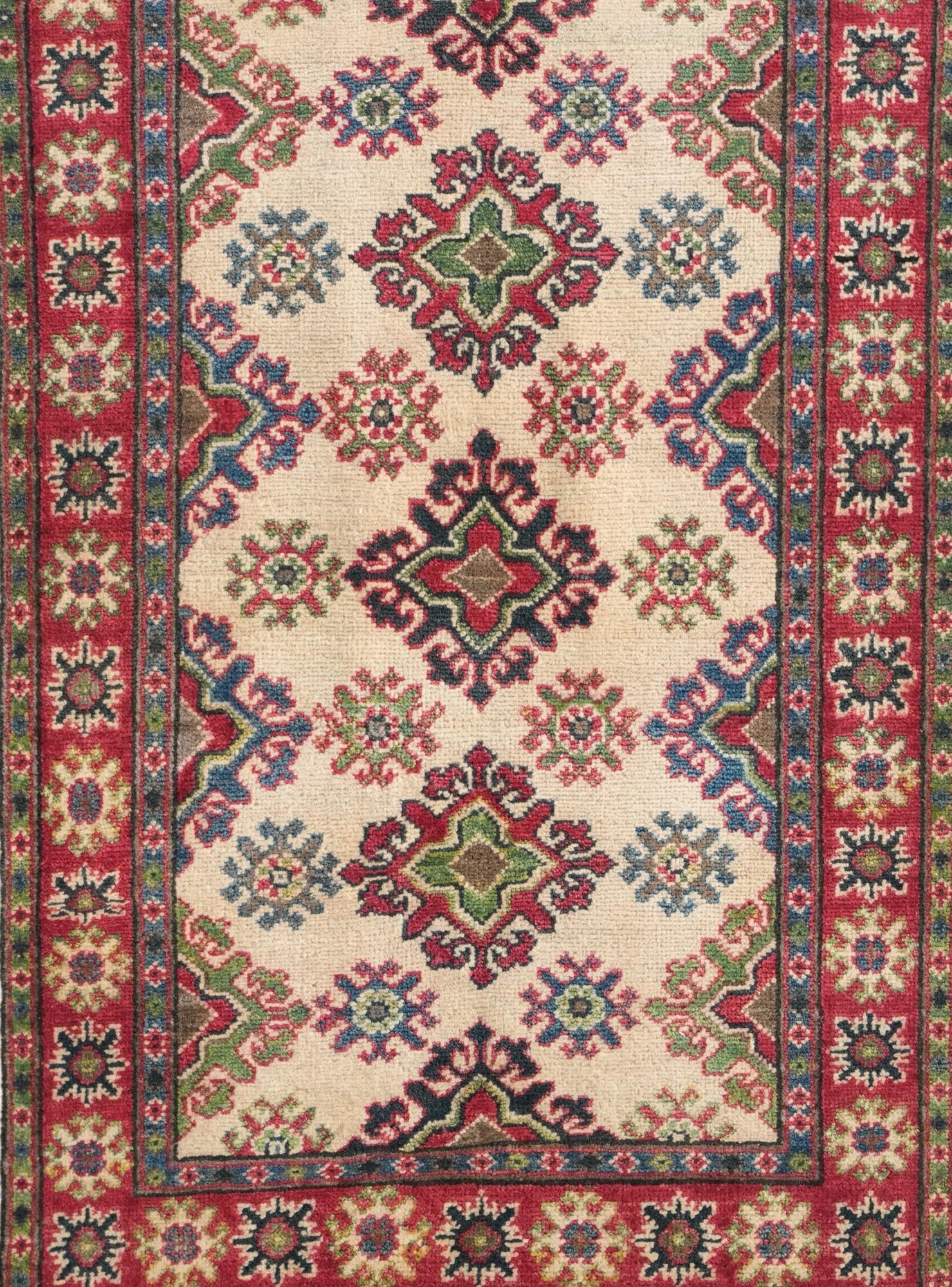 2' 6 x 4' Hand Knotted Kazak Rug