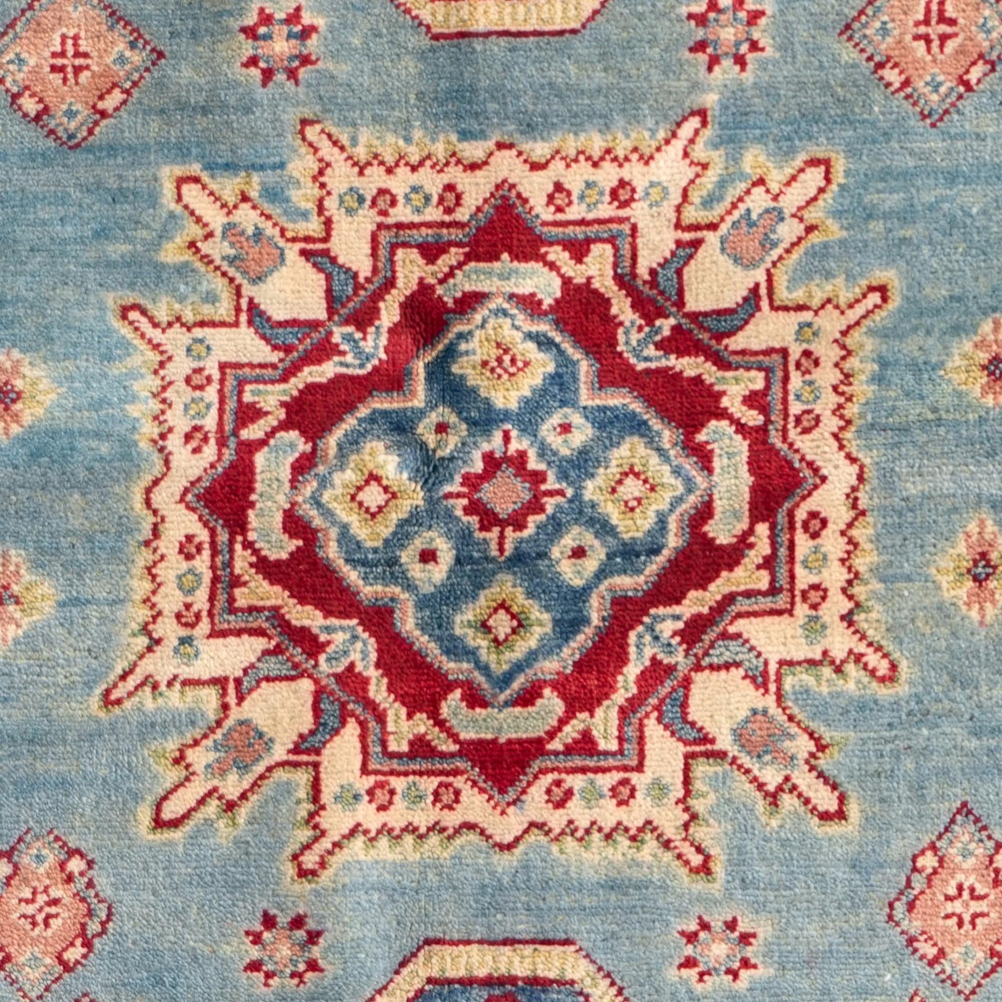 4' 11 x 6' 7 Hand Knotted Kazak Rug