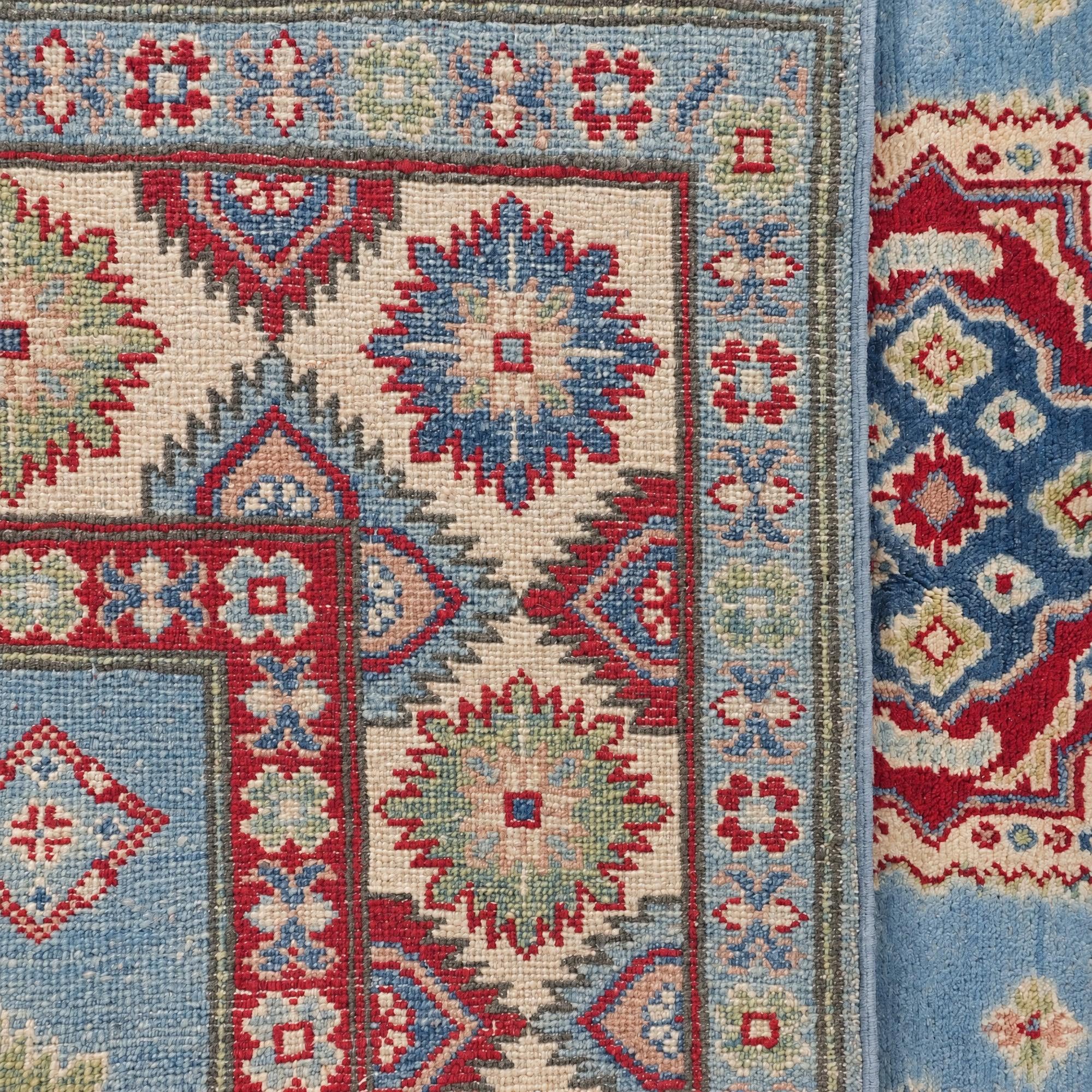 4' 11 x 6' 7 Hand Knotted Kazak Rug