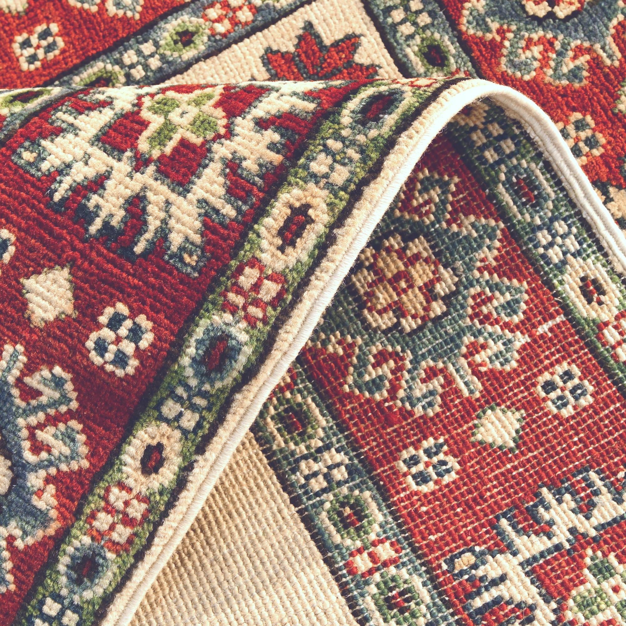 2' 7 x 4' 2 Hand Knotted Kazak Rug