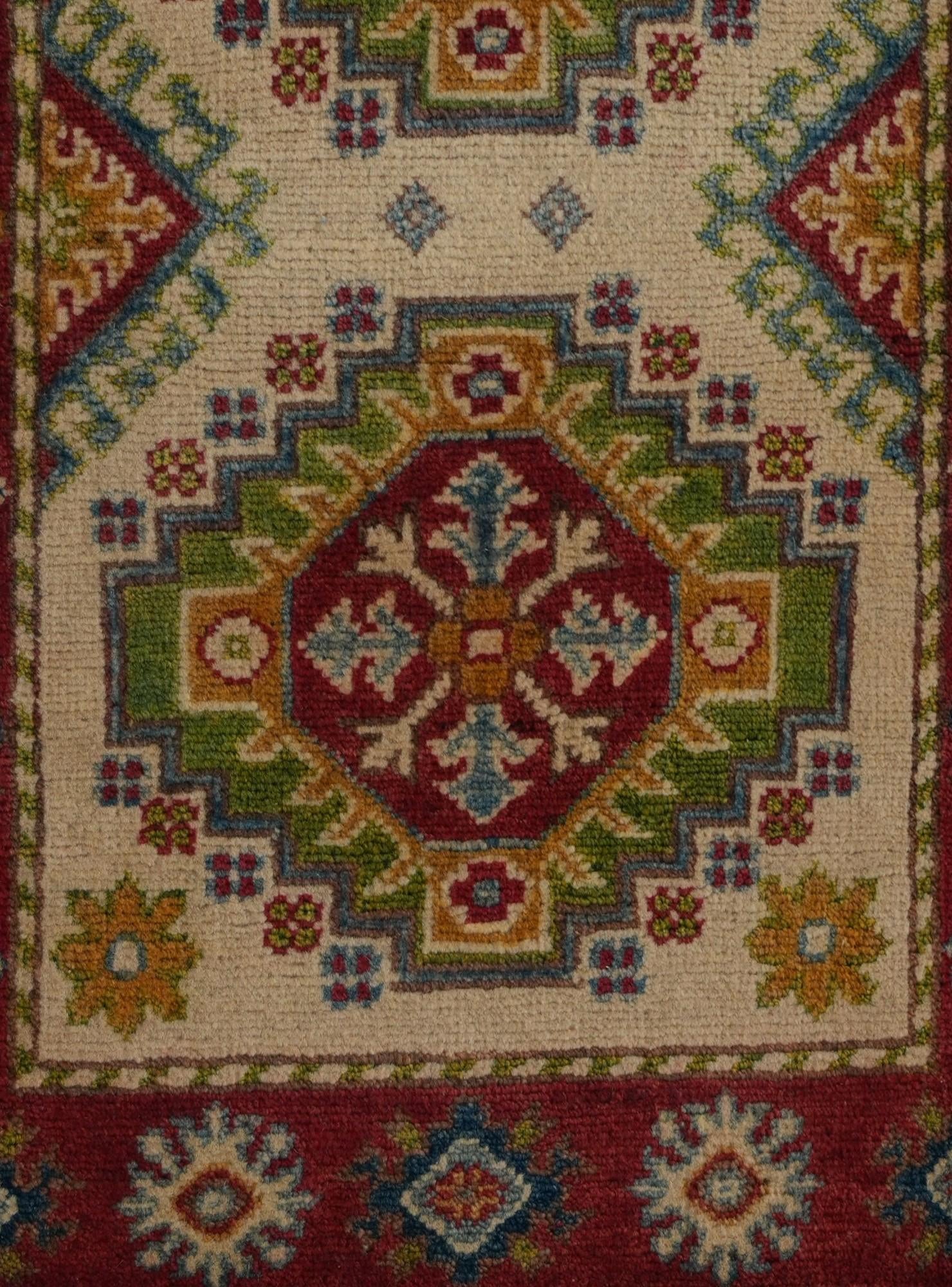 2' x 3' Hand Knotted Kazak Rug