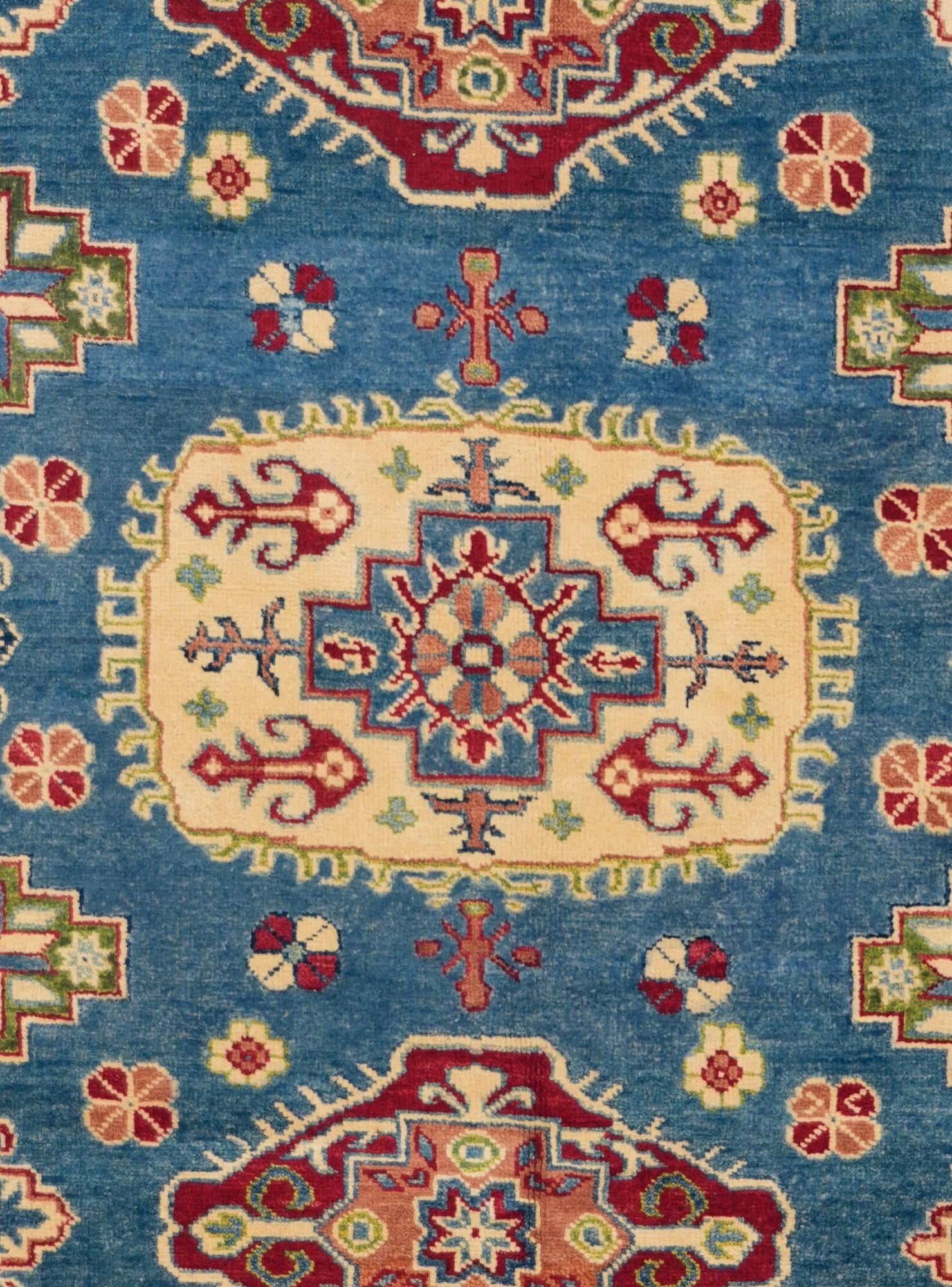 5' x 6' 6 Hand Knotted Kazak Rug