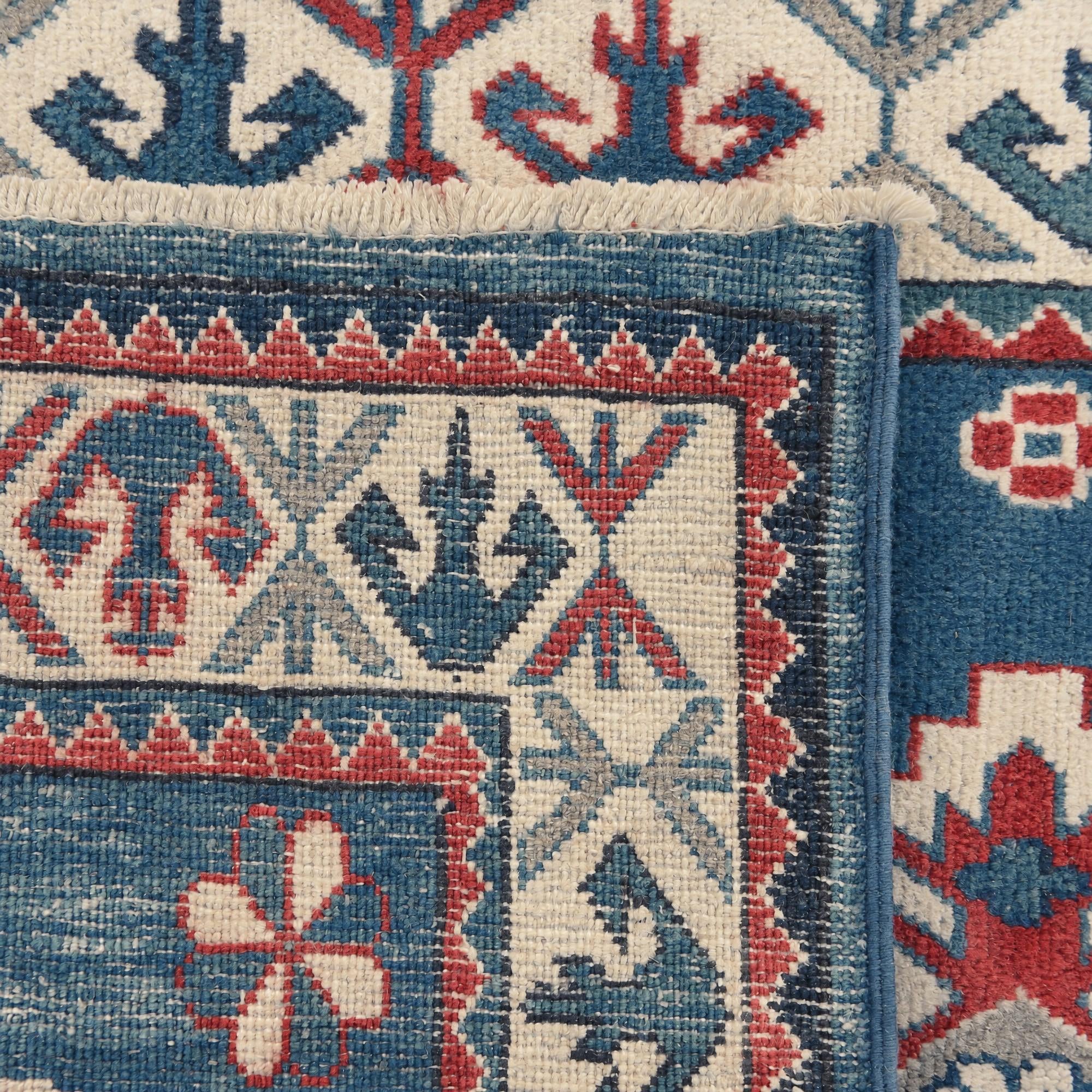 2' 6 x 4' 4 Hand Knotted Kazak Rug