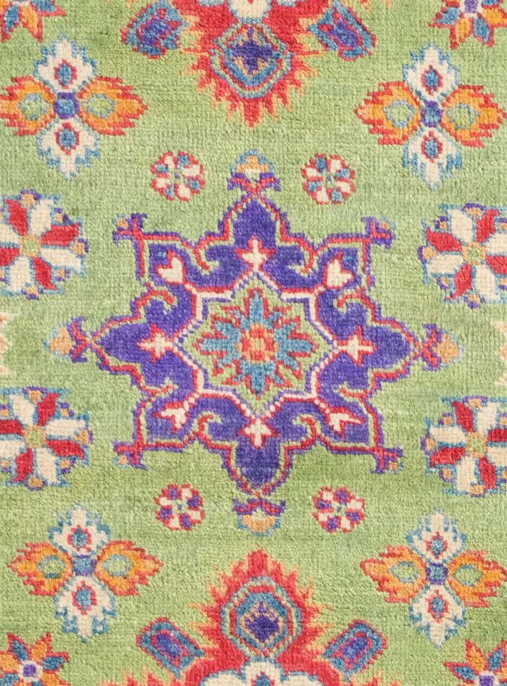 2' 8 x 4' 1 Hand Knotted Kazak Rug