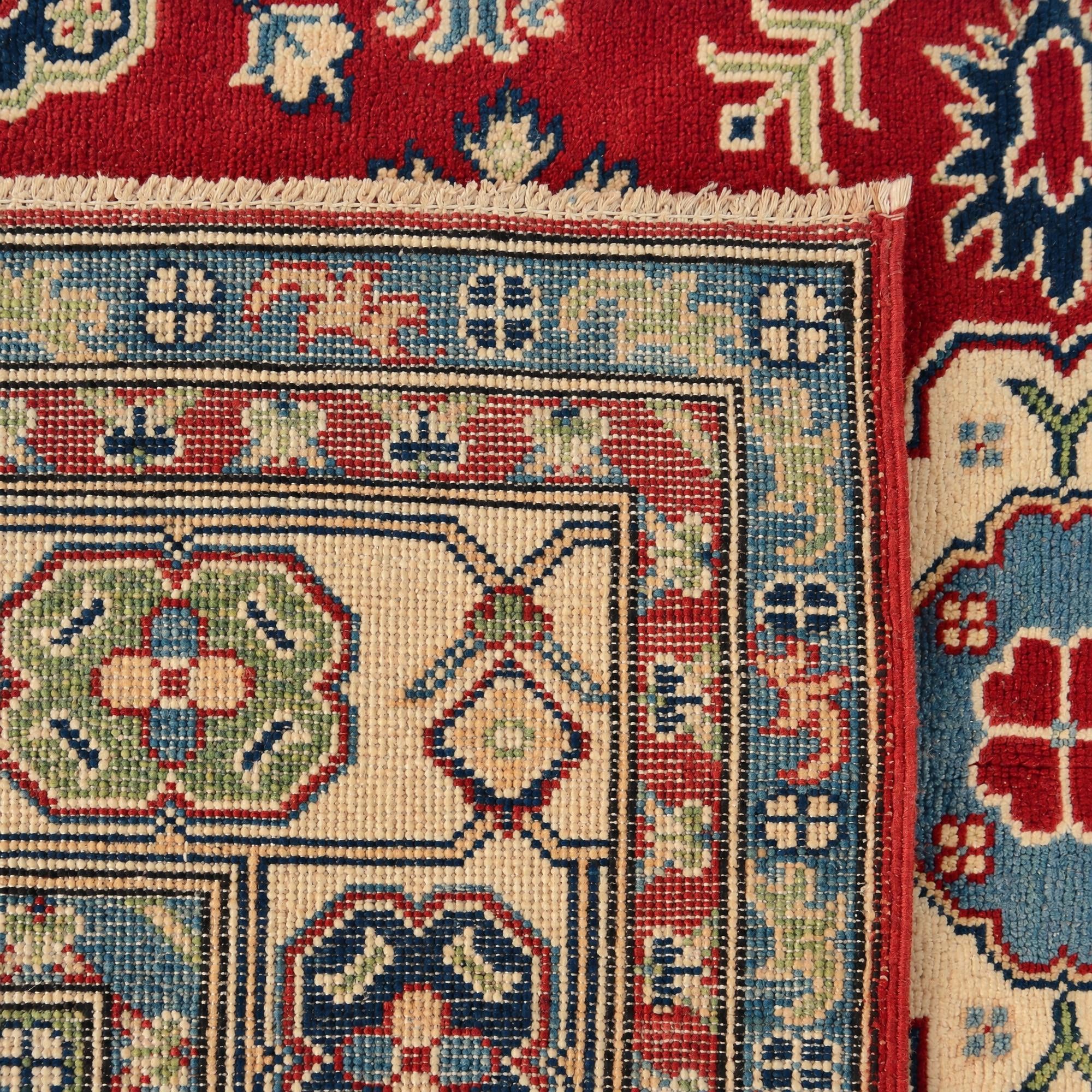 155cm x 205cm Noué main Kazak Tapis