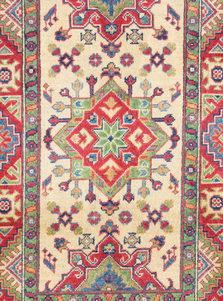 2' 8 x 4' 2 Hand Knotted Kazak Rug