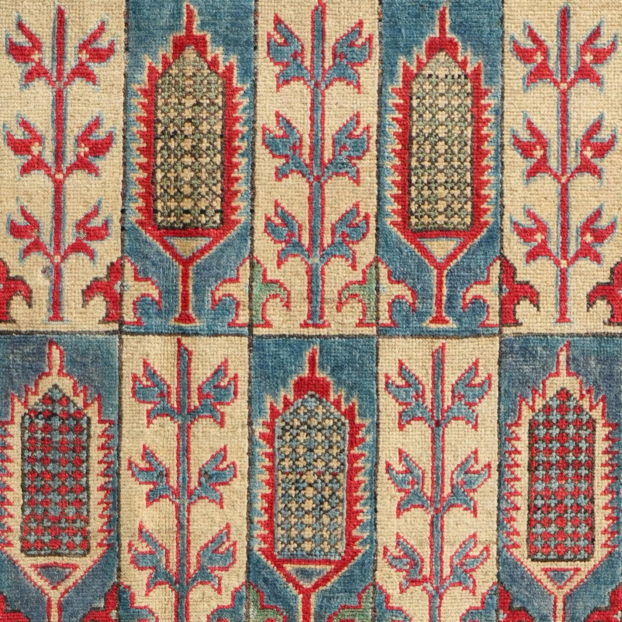 Detail image 10 of 10: 4' 10 x 6' 7 Hand Knotted Kazak Rug
