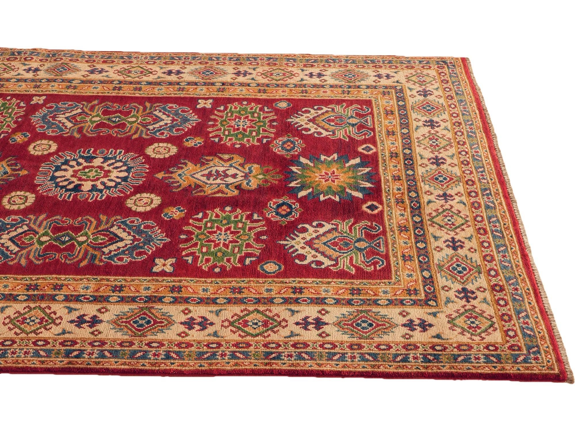 Detail image 6 of 10: 5' 2 x 6' 11 Hand Knotted Kazak Rug