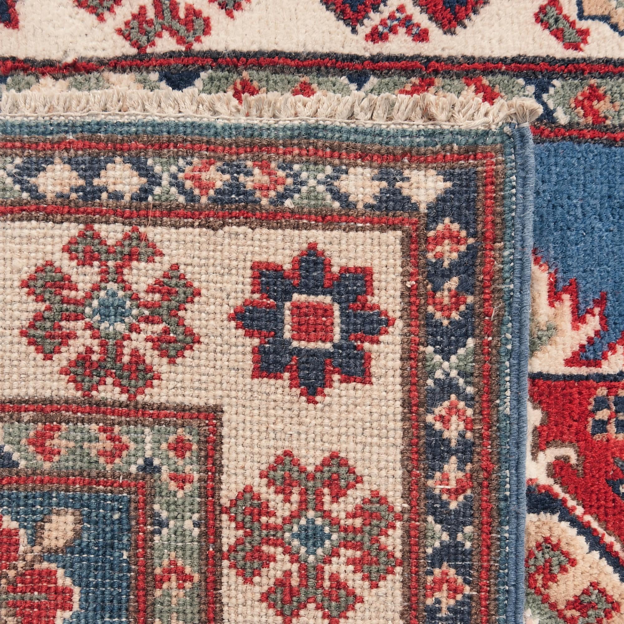 2' 7 x 4' Hand Knotted Kazak Rug