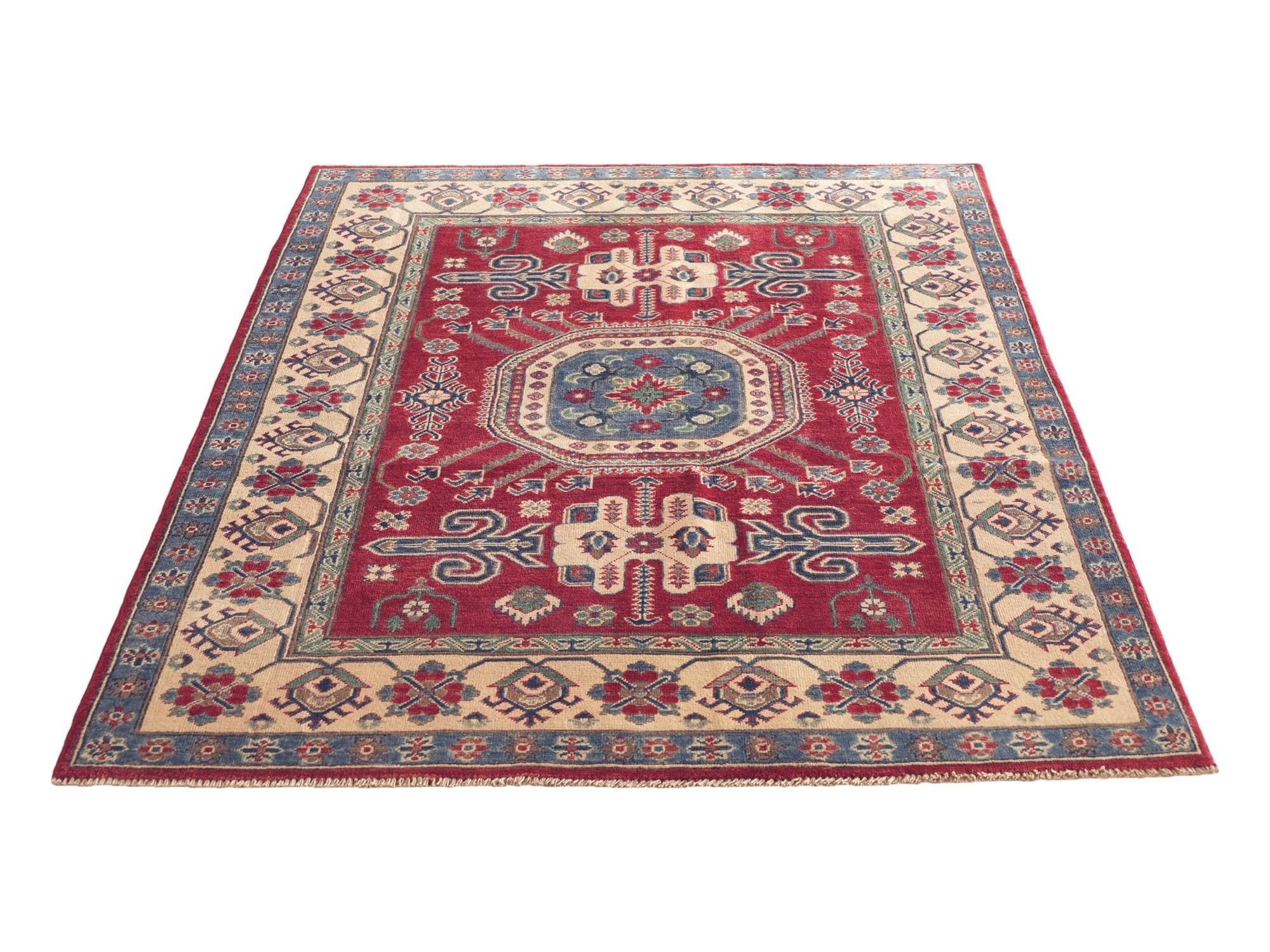 4' 10 x 6' 10 Hand Knotted Kazak Rug