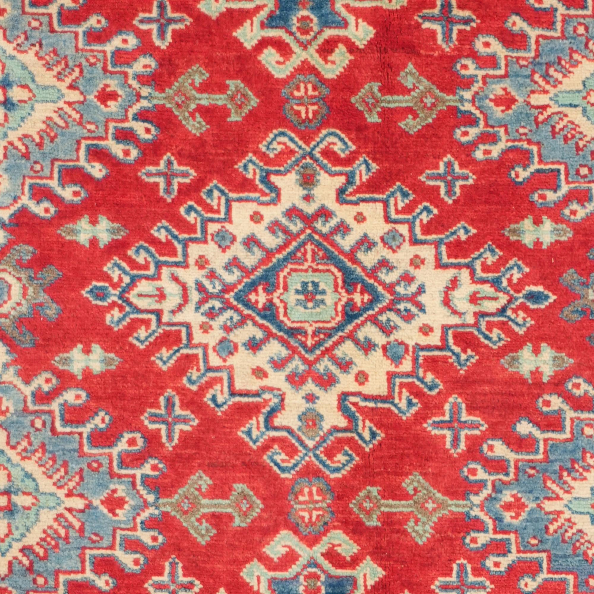 Detail image 10 of 10: 5' x 6' 6 Hand Knotted Kazak Rug