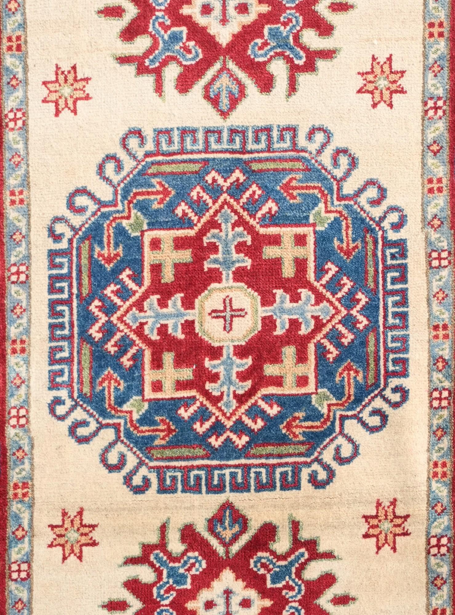 2' 7 x 4' 2 Hand Knotted Kazak Rug