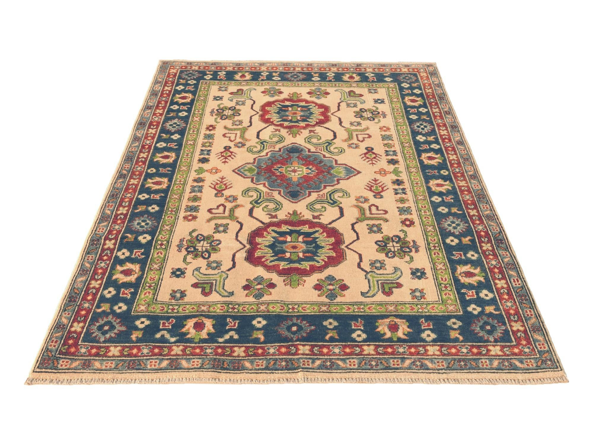4' x 6' 1 Hand Knotted Kazak Rug