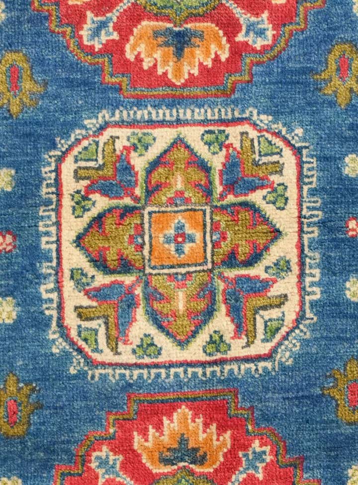 2' 9 x 4' 2 Hand Knotted Kazak Rug