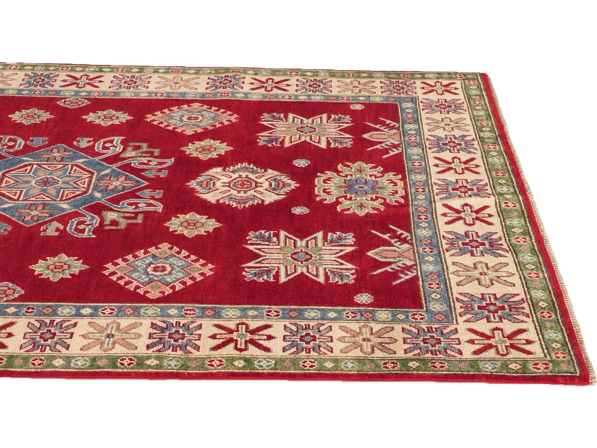 4' 11 x 6' 11 Hand Knotted Kazak Rug