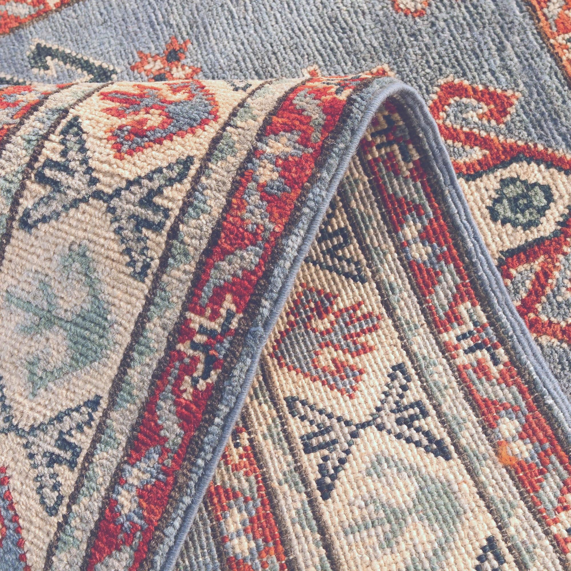 2' 8 x 4' 4 Hand Knotted Kazak Rug