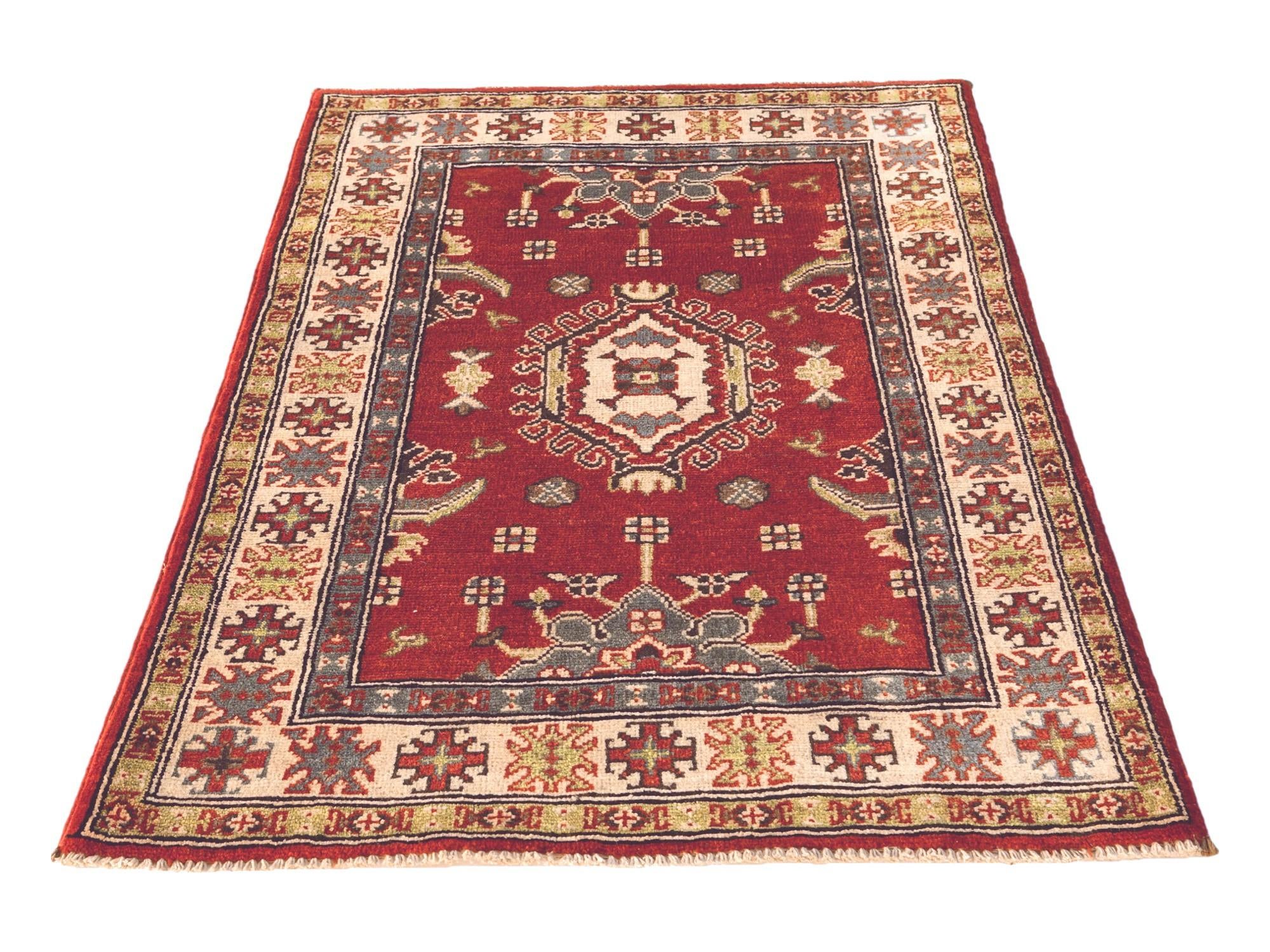 2' 9 x 4' Hand Knotted Kazak Rug