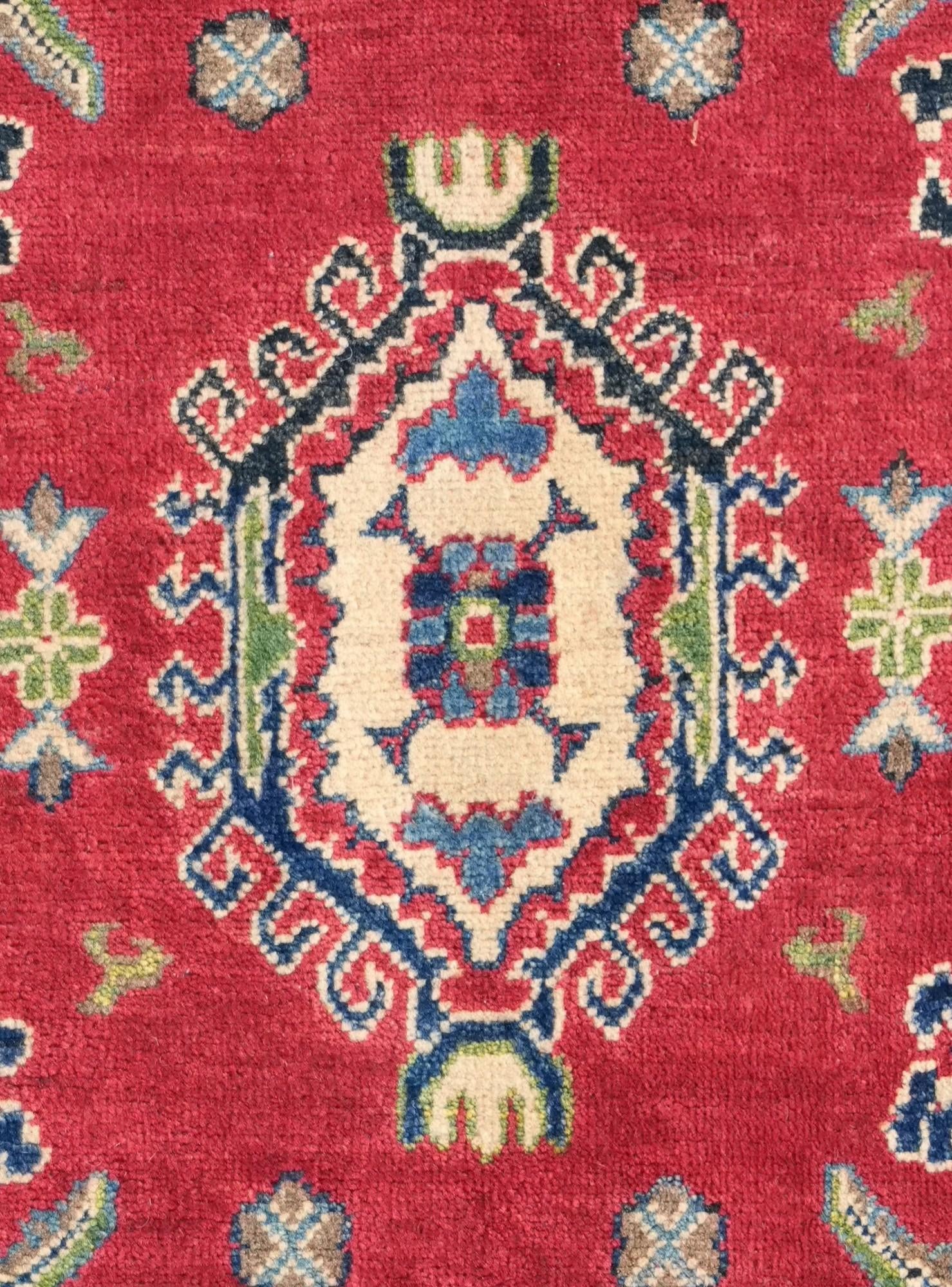 2' 8 x 4' 5 Hand Knotted Kazak Rug