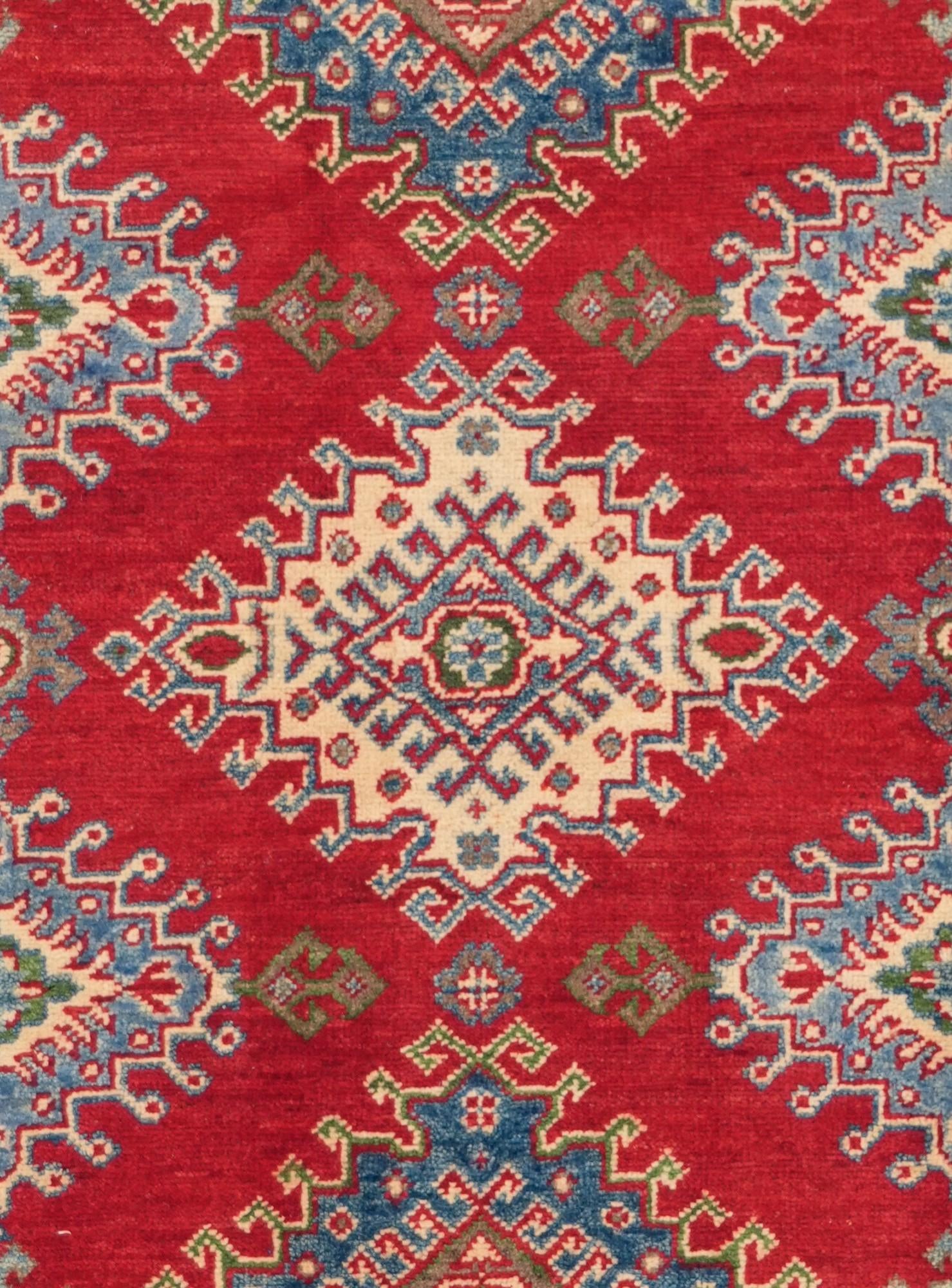 4' 11 x 6' 10 Hand Knotted Kazak Rug