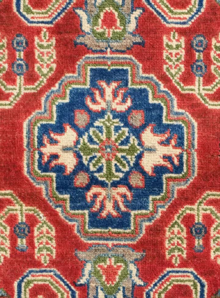 2' 7 x 4' 1 Hand Knotted Kazak Rug